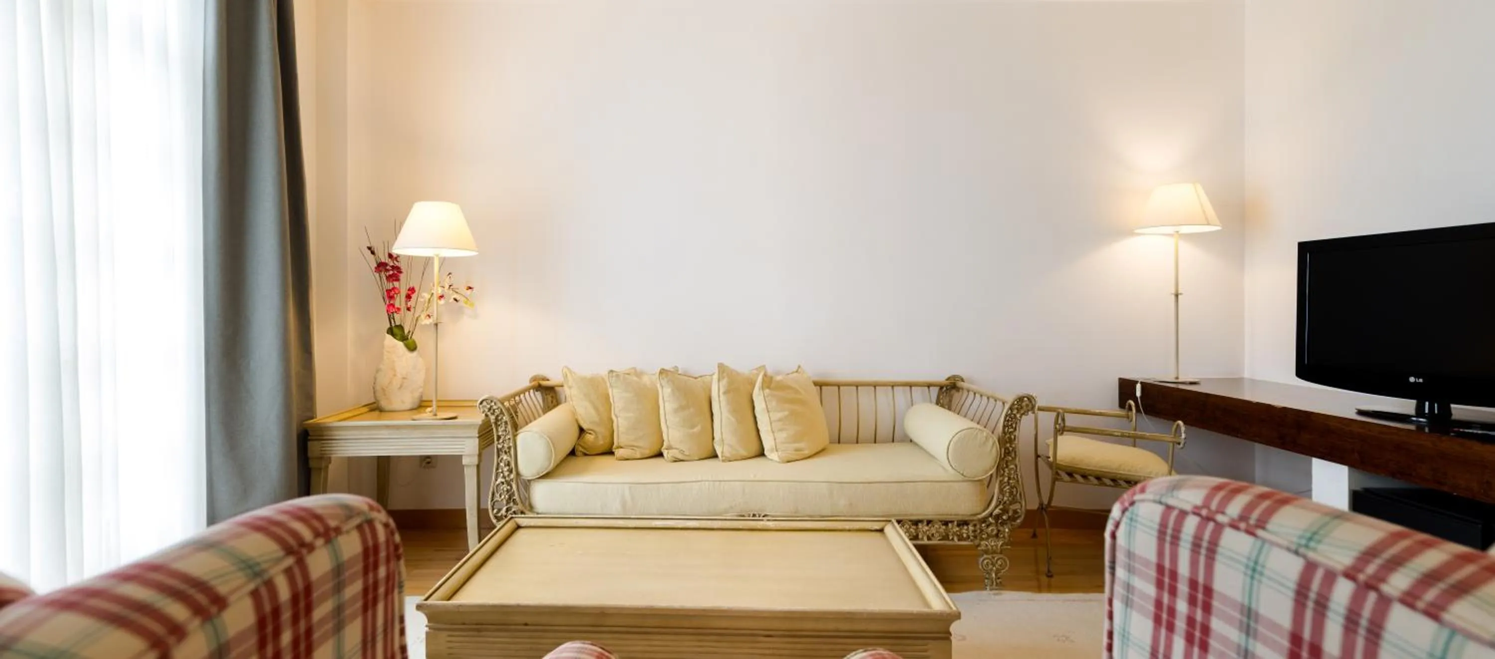 Bed in Hotel Silken Villa de Laguardia