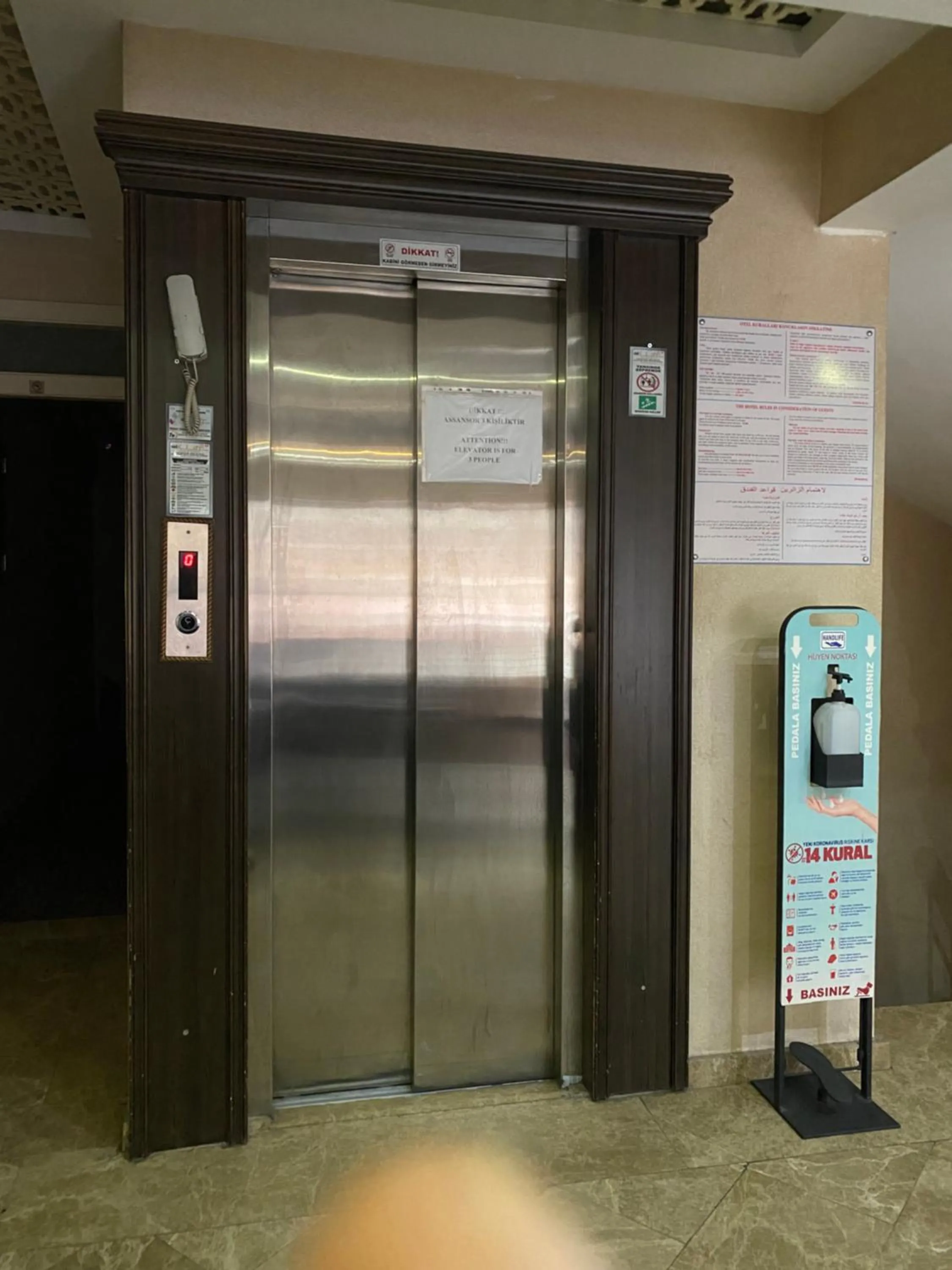 elevator in Sun Comfort Hotel