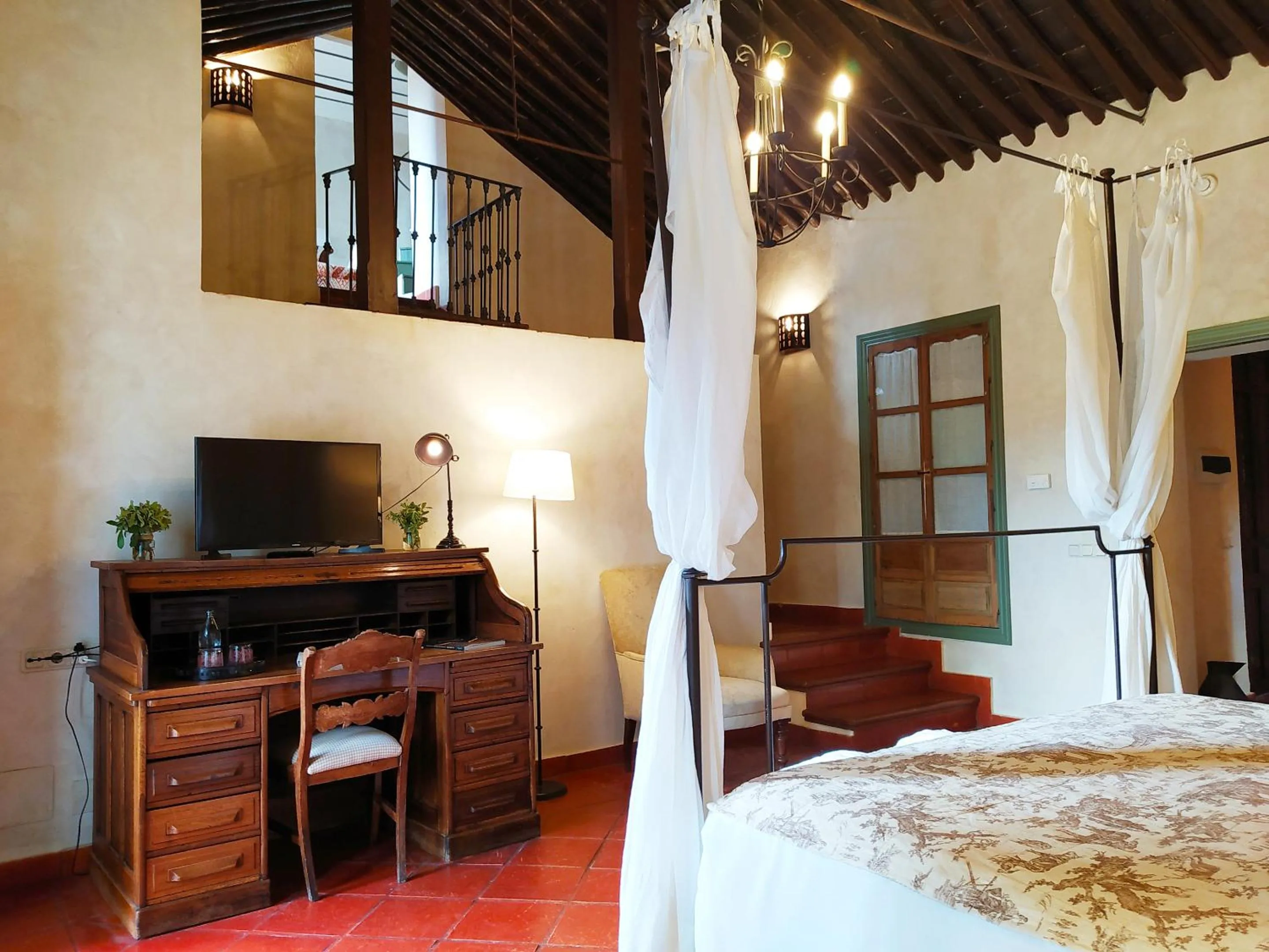 Photo of the whole room, Bed in Hotel Boutique Molino del Arco