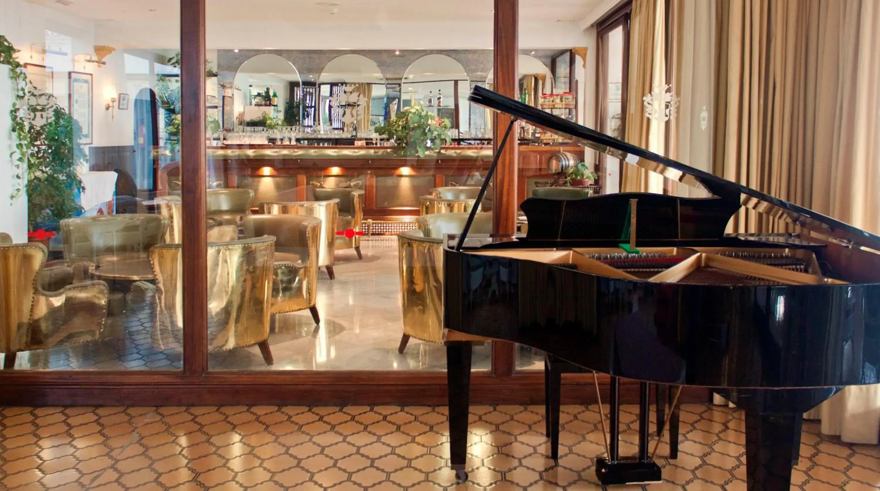 Lounge or bar in TRH Mijas Lounge or bar in TRH Mijas