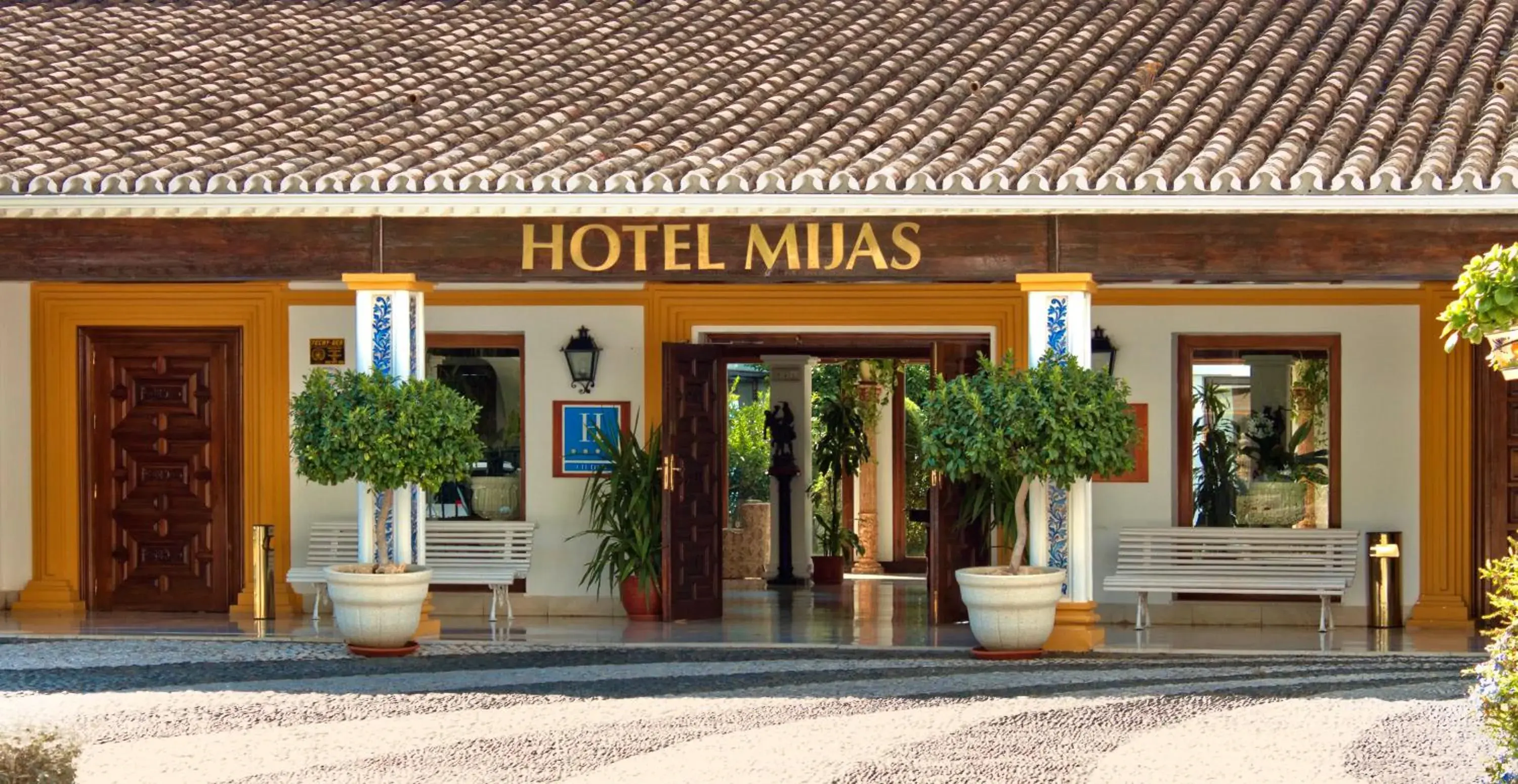 Facade/entrance in TRH Mijas Facade/entrance in TRH Mijas