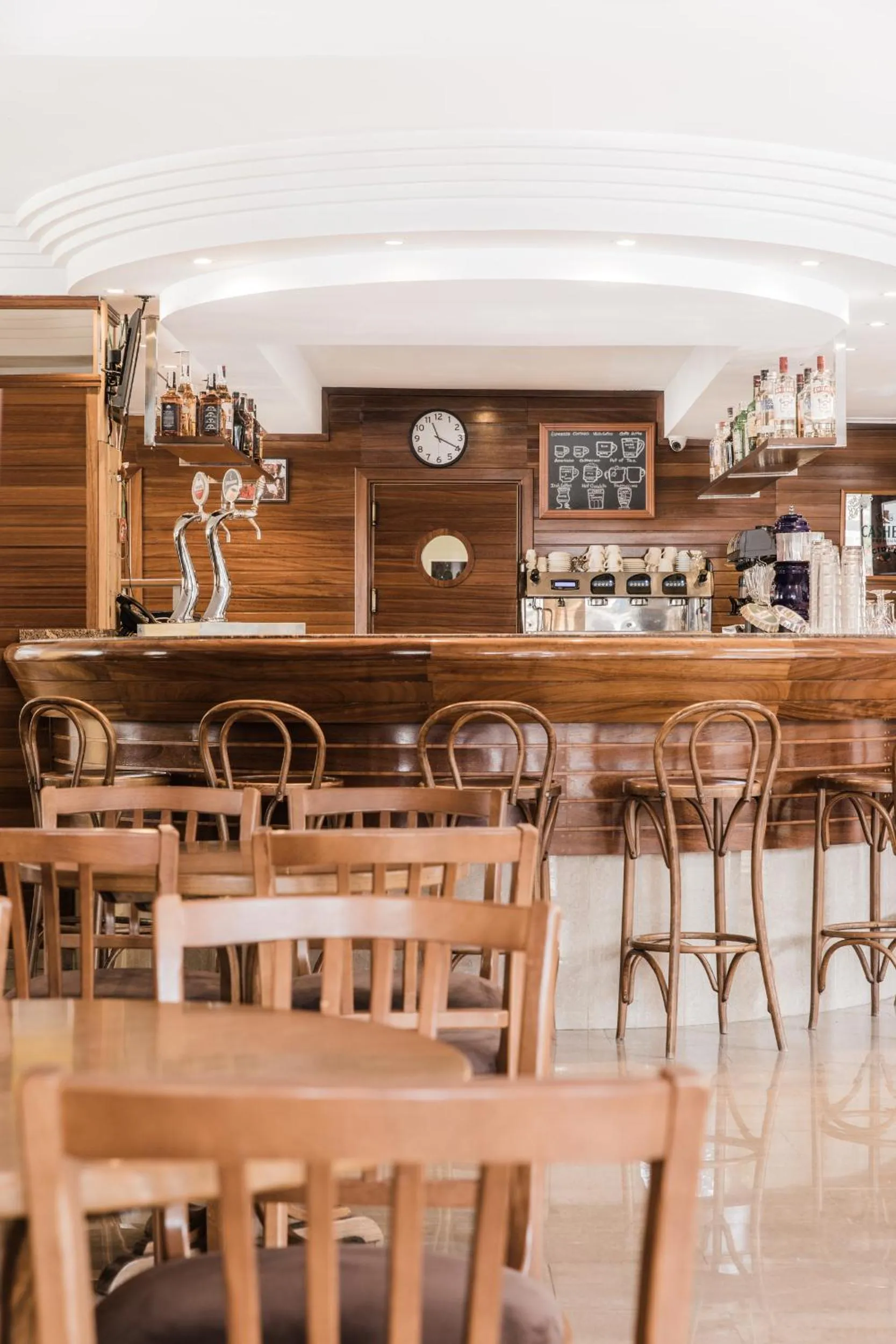 Lounge or bar in Hotel Golf Beach