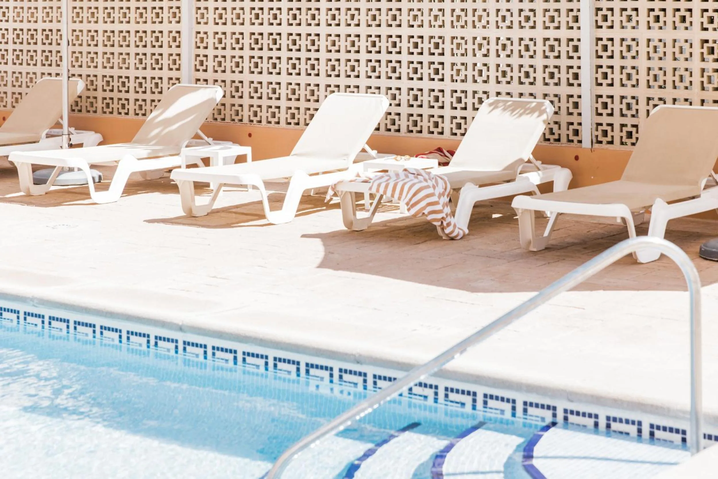 Swimming pool in Hotel Golf Beach