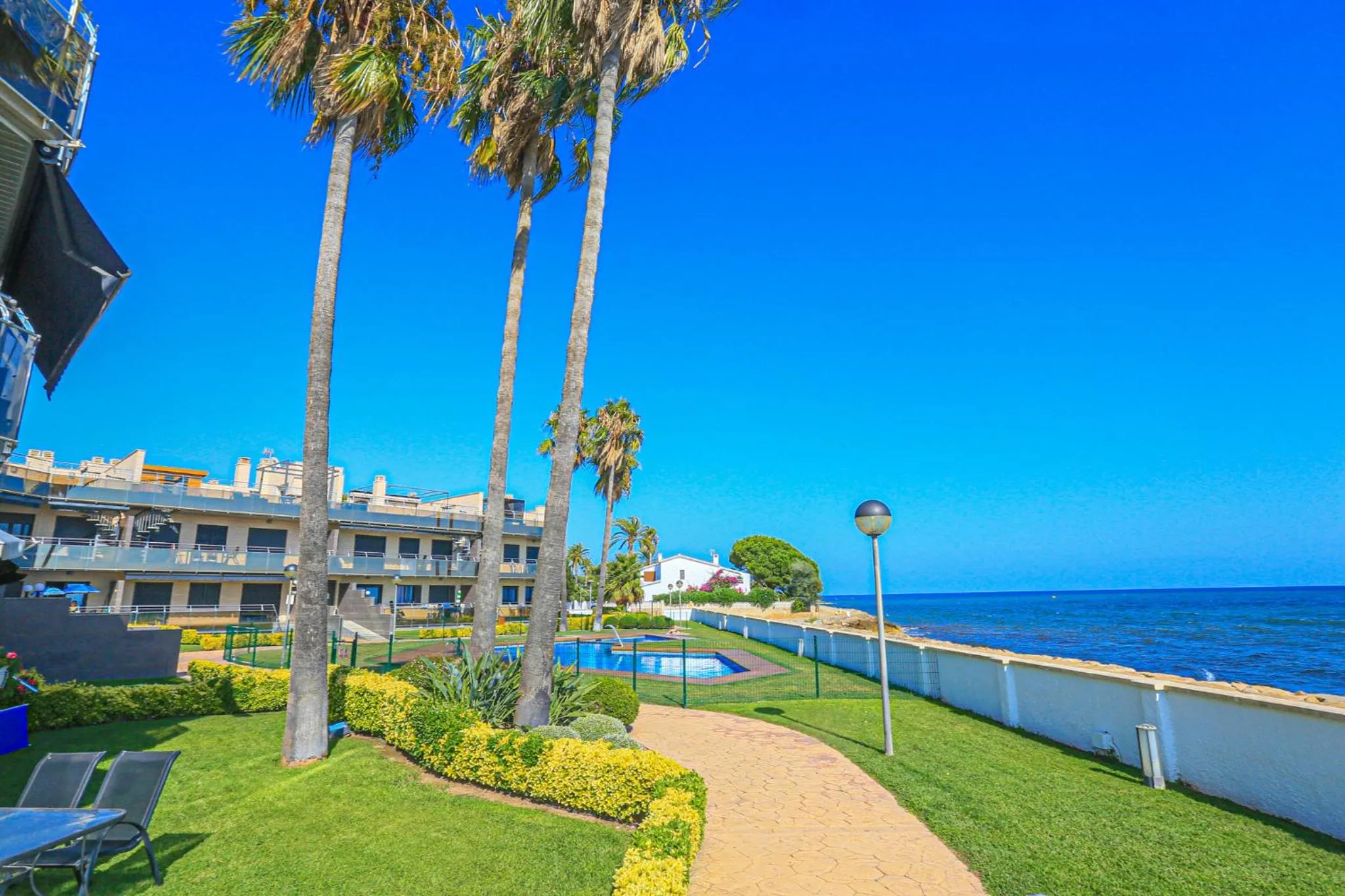 LITORAL COSTA DORADA - DI MARE Only families