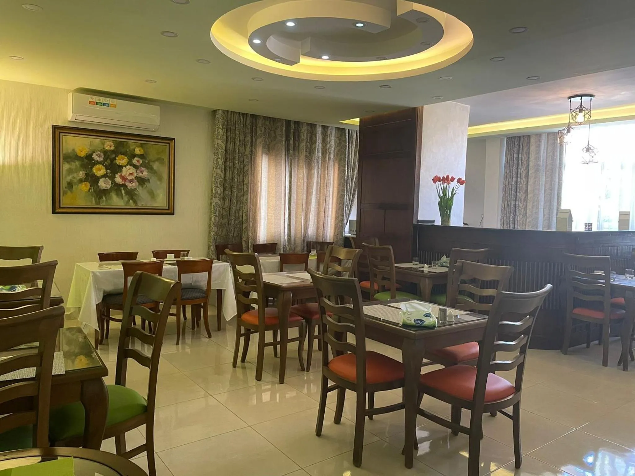 Restaurant/places to eat in Tell Madaba