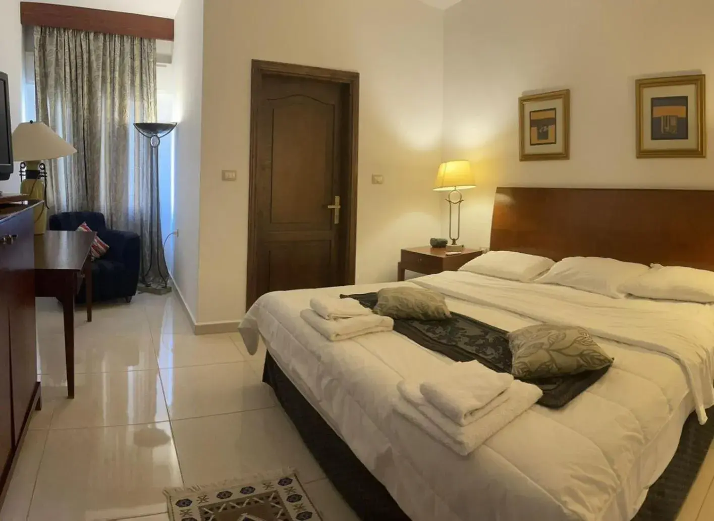 Deluxe Double Room in Tell Madaba Deluxe Double Room in Tell Madaba