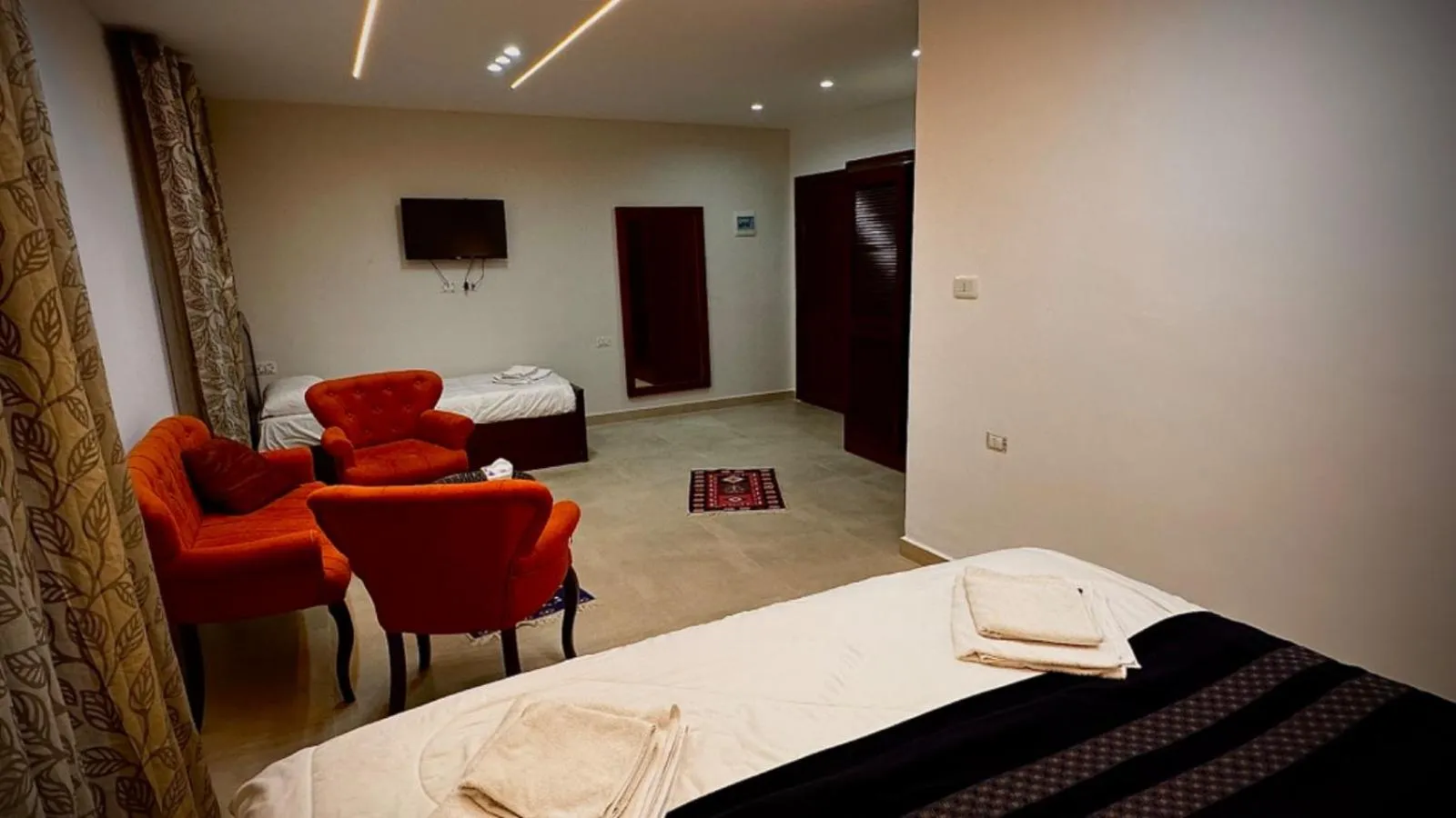 Bedroom, Bed in Tell Madaba