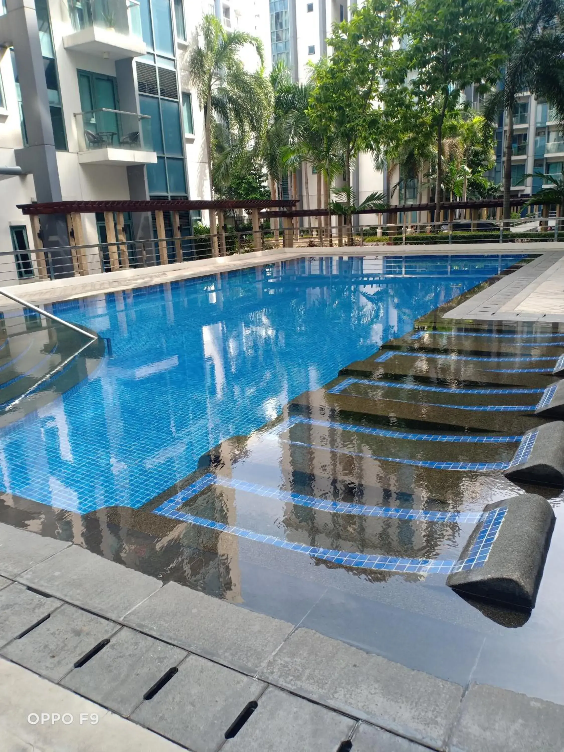 MRMCONDOTEL cluster 1 2H MRMCONDOTEL cluster 1 2H