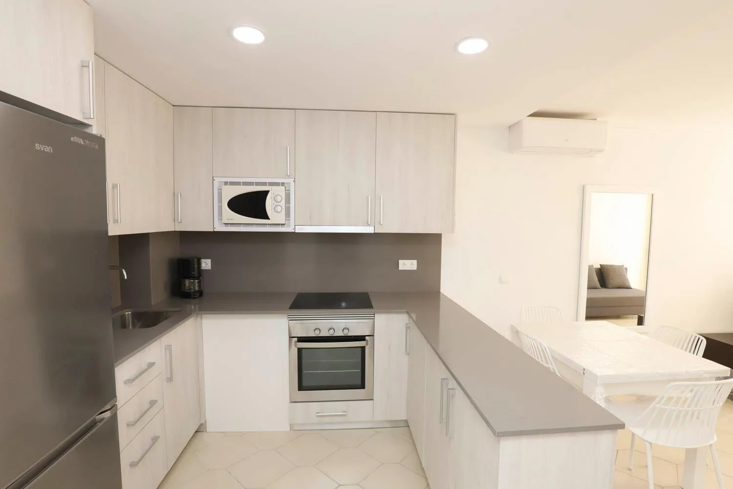 Kitchen or kitchenette in DIFERENTFLATS Novelty