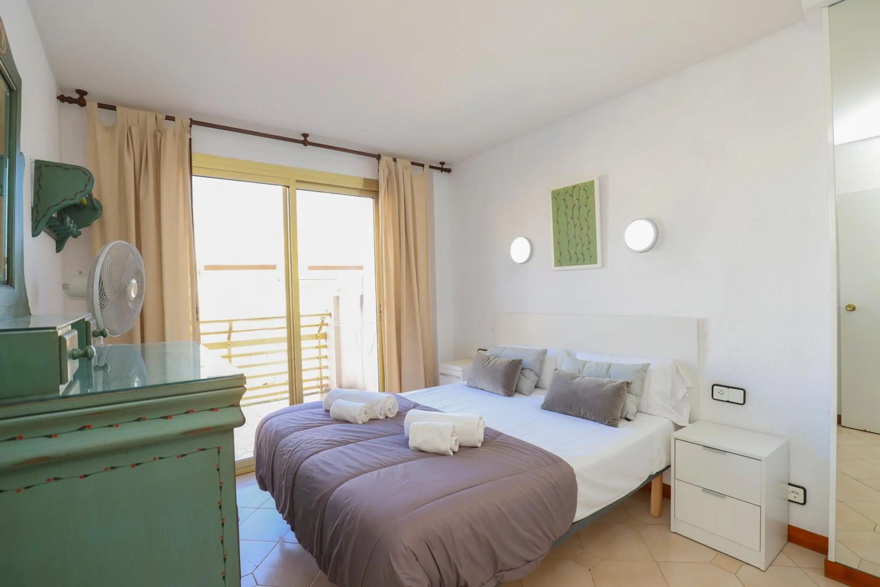 Bedroom, Bed in DIFERENTFLATS Novelty