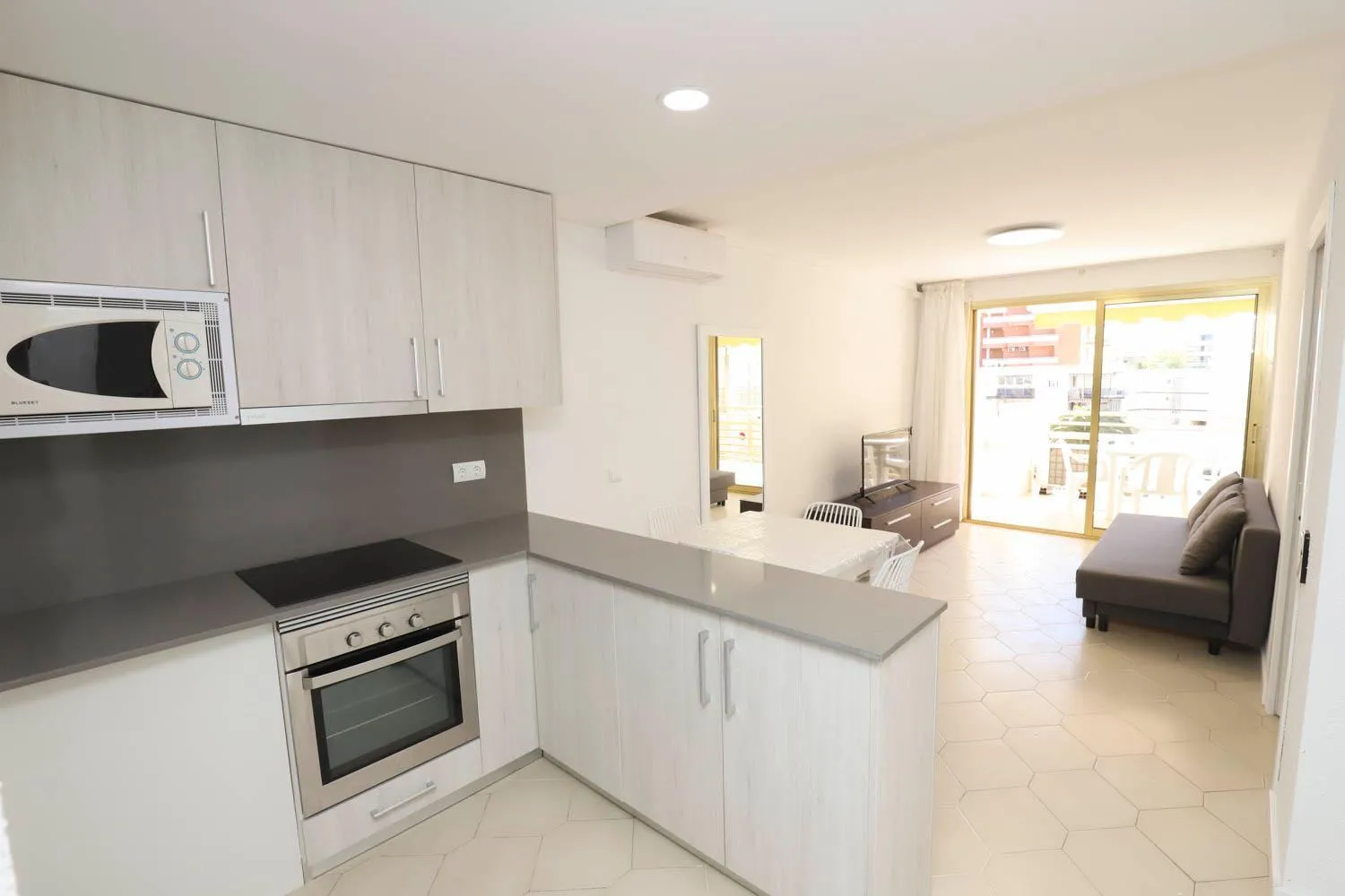 Kitchen or kitchenette in DIFERENTFLATS Novelty