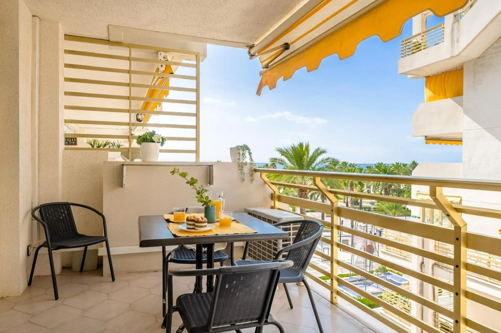 Balcony/Terrace in DIFERENTFLATS Novelty