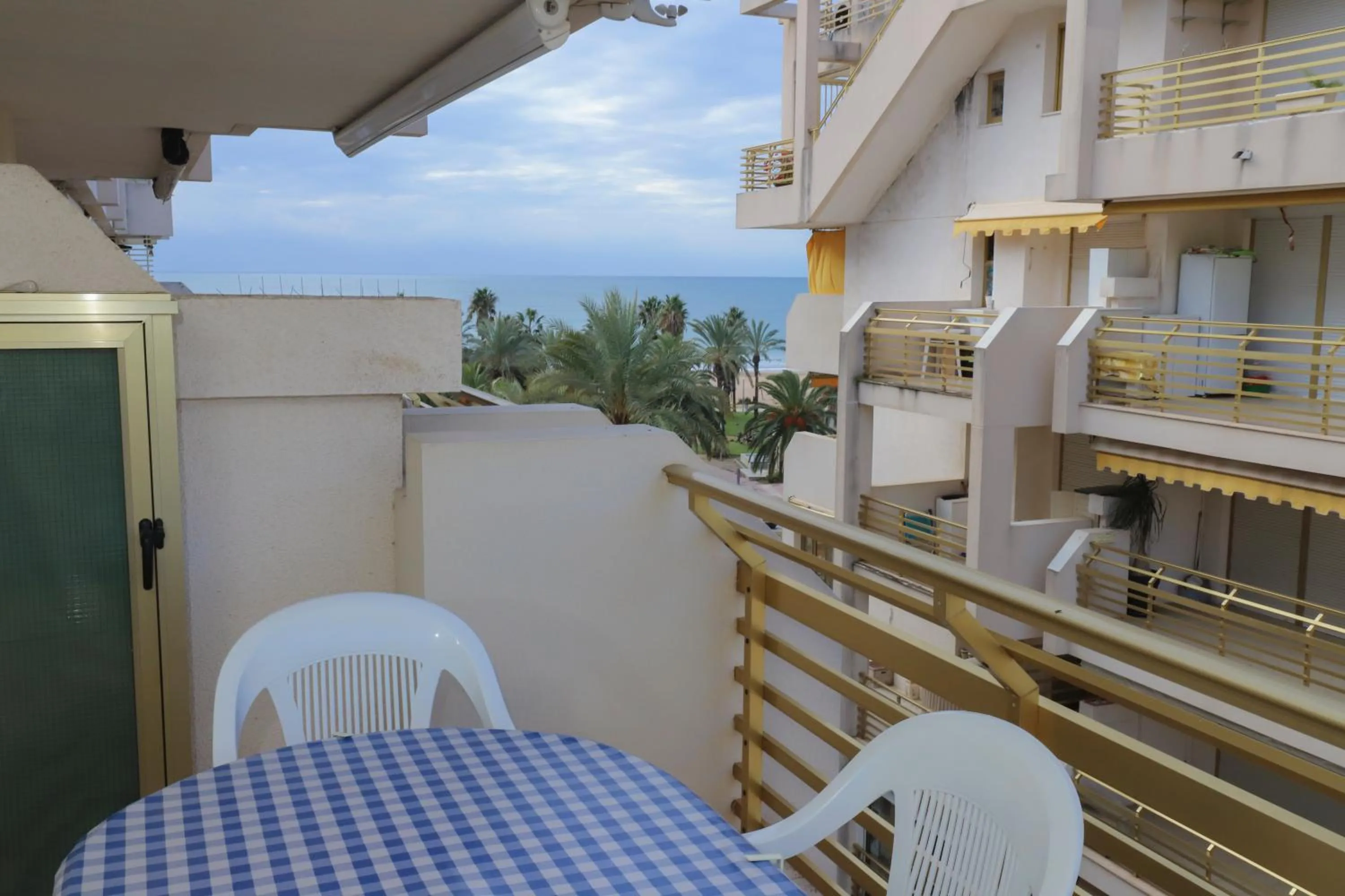 Balcony/Terrace in DIFERENTFLATS Novelty