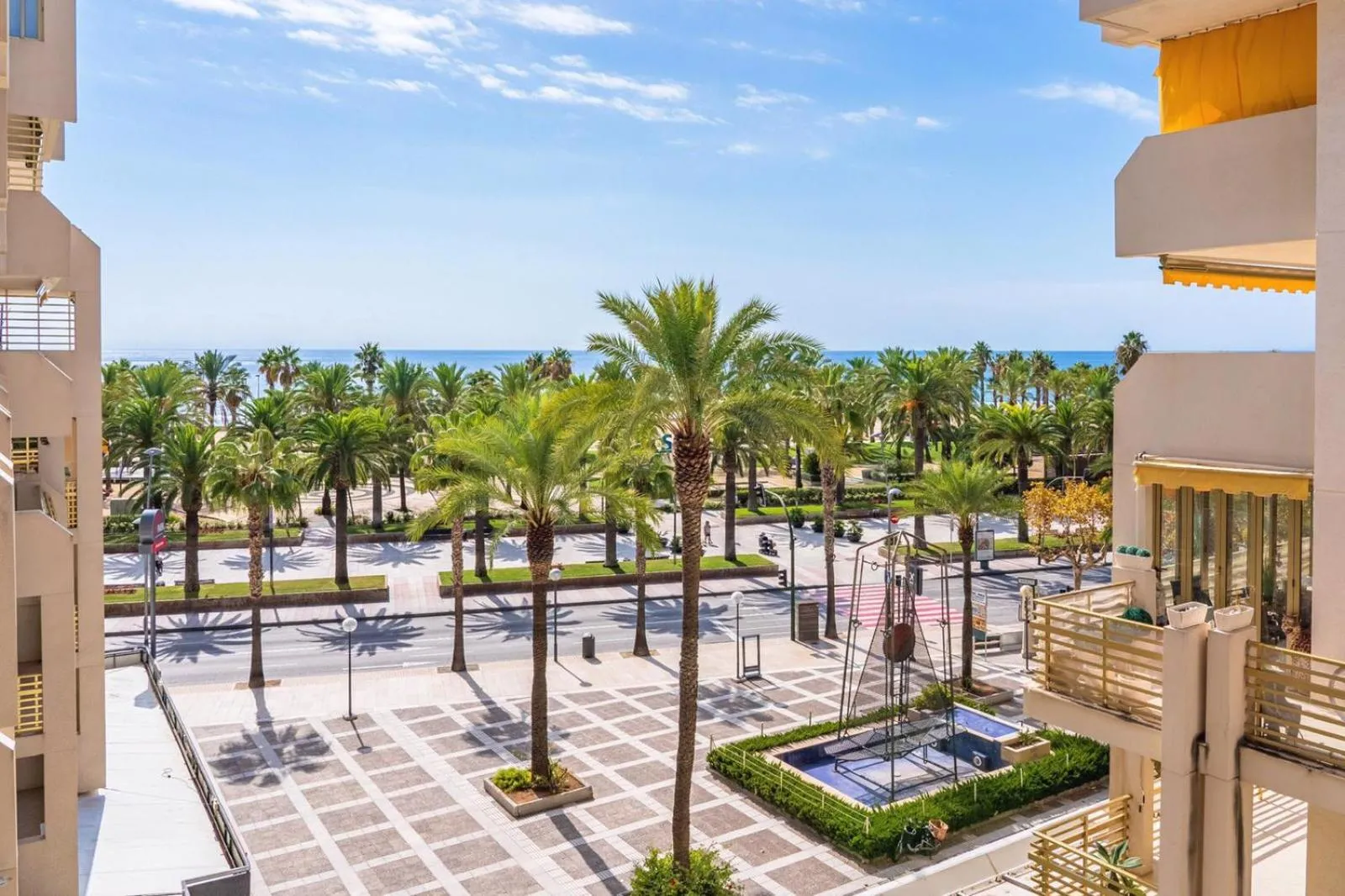 Sea view in DIFERENTFLATS Novelty
