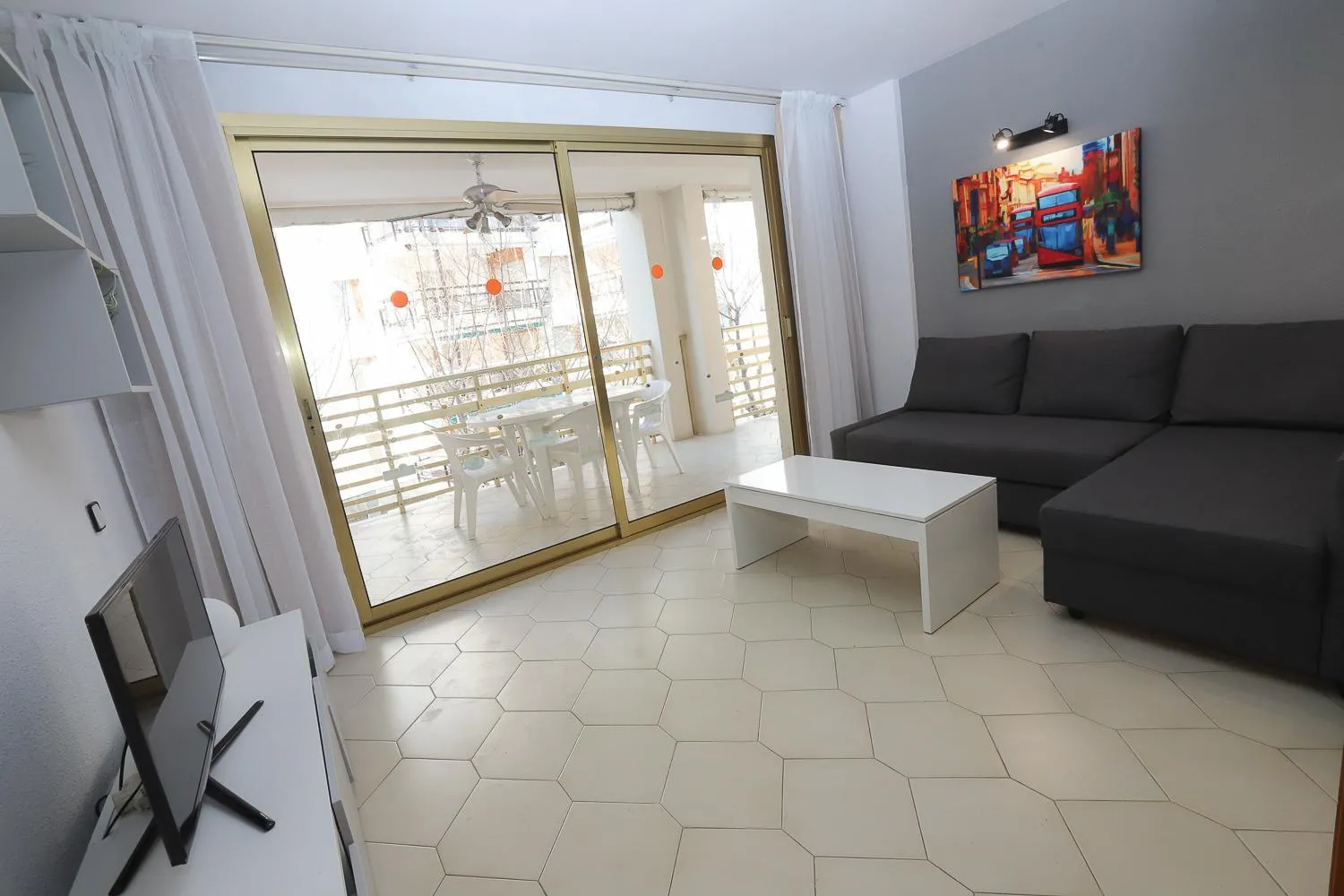 Balcony/Terrace in DIFERENTFLATS Novelty