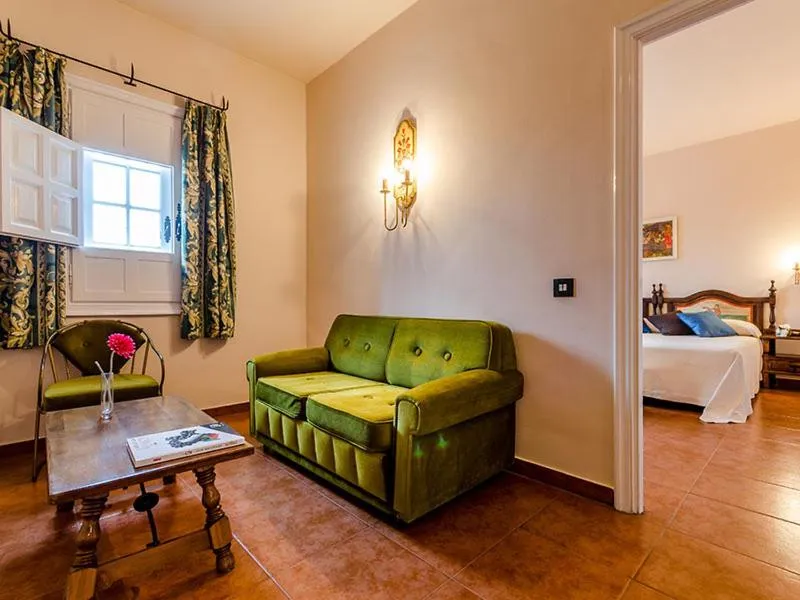 Bed in Hotel Temple Pradorrey