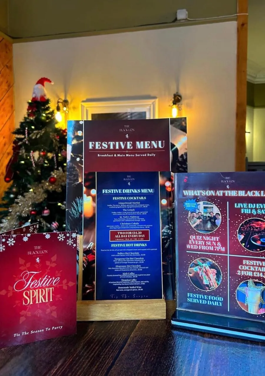 Food and drinks in Black Lion Hotel Manchester