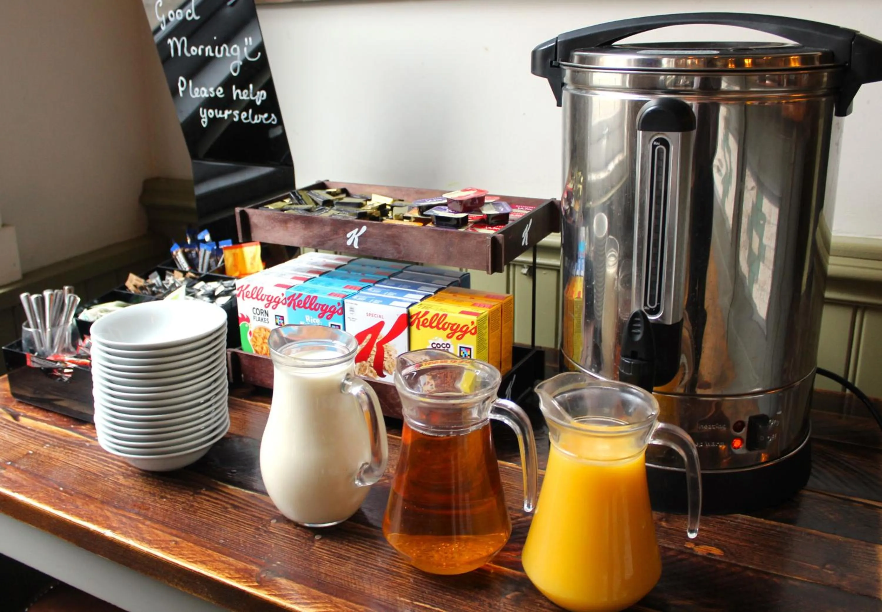 Breakfast in Black Lion Hotel Manchester