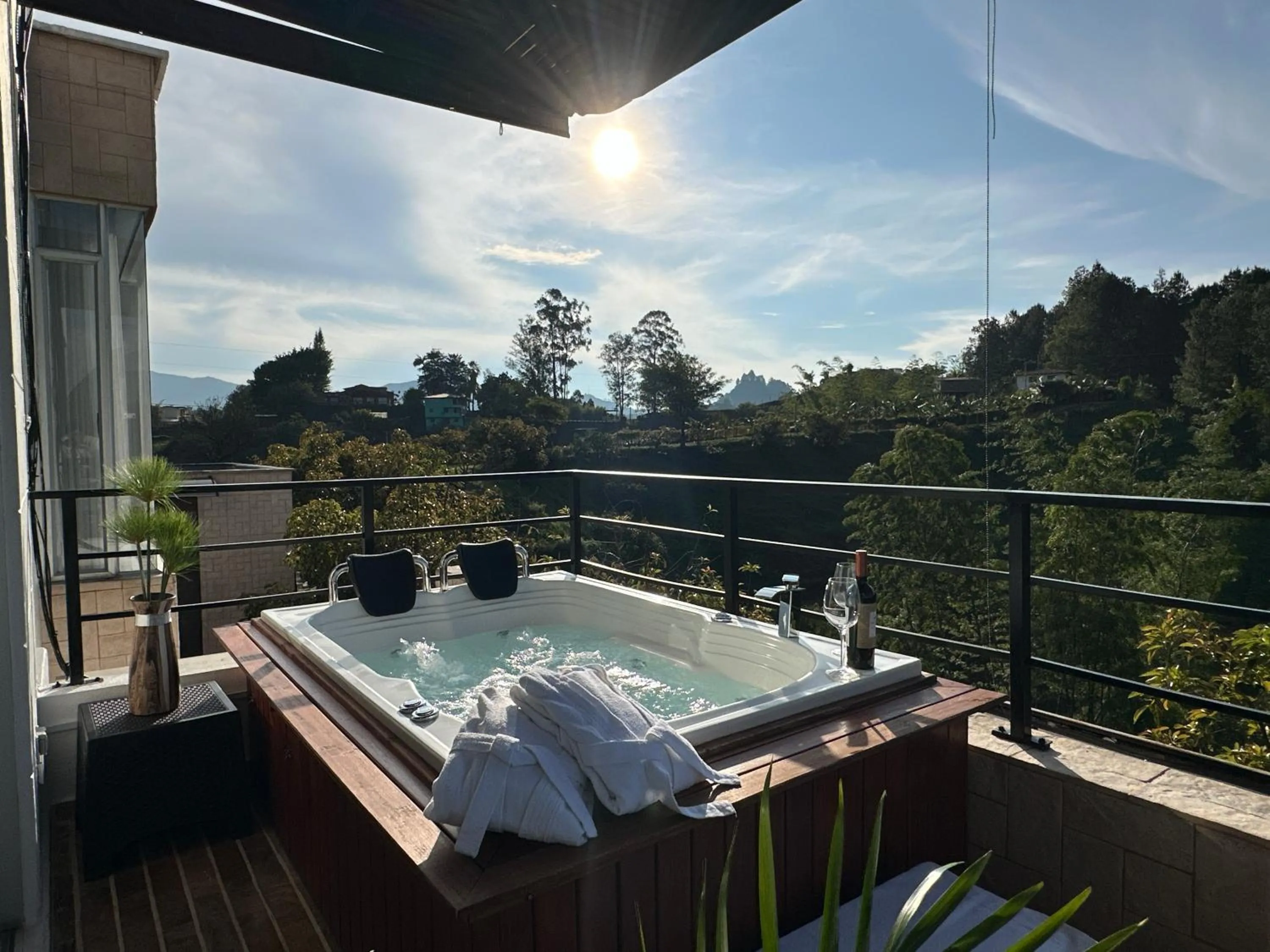 Hot Tub in Arvum Hotel Boutique