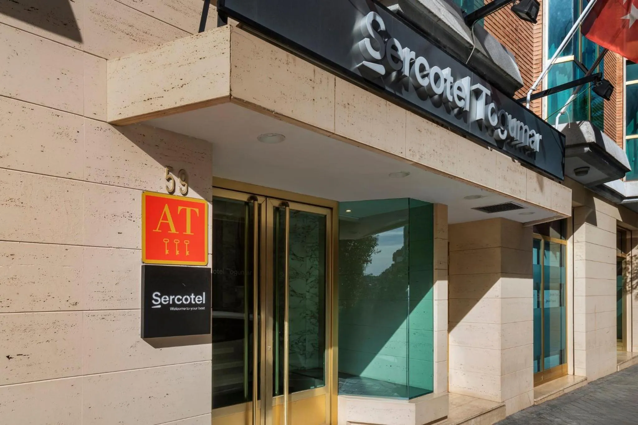 Facade/entrance in Sercotel Togumar