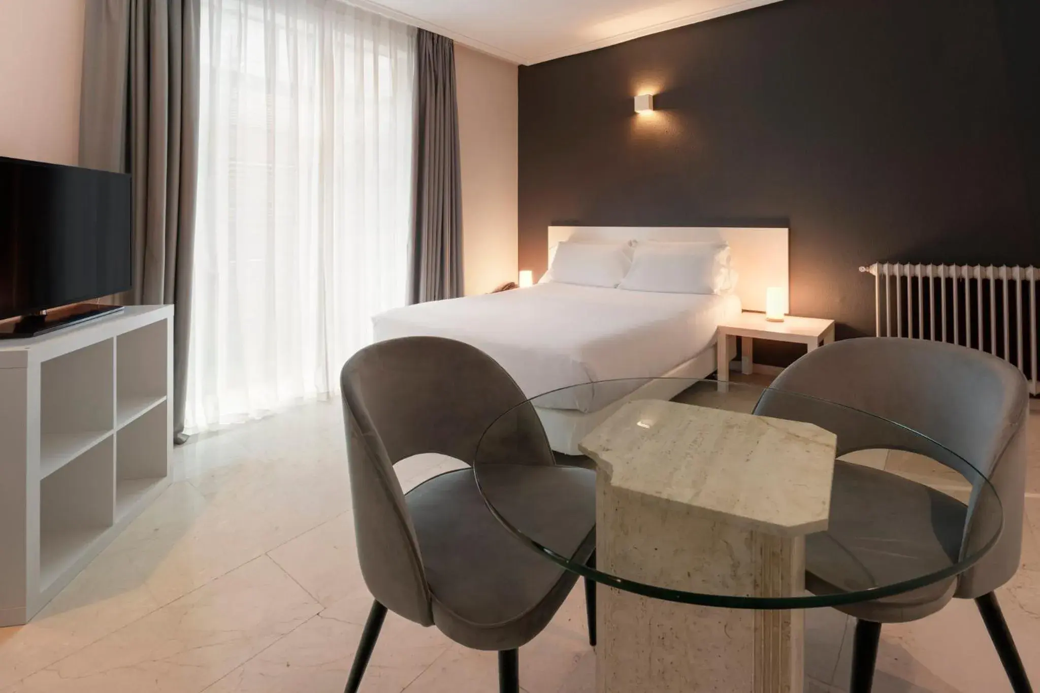 Photo of the whole room, Bed in Sercotel Togumar Photo of the whole room, Bed in Sercotel Togumar