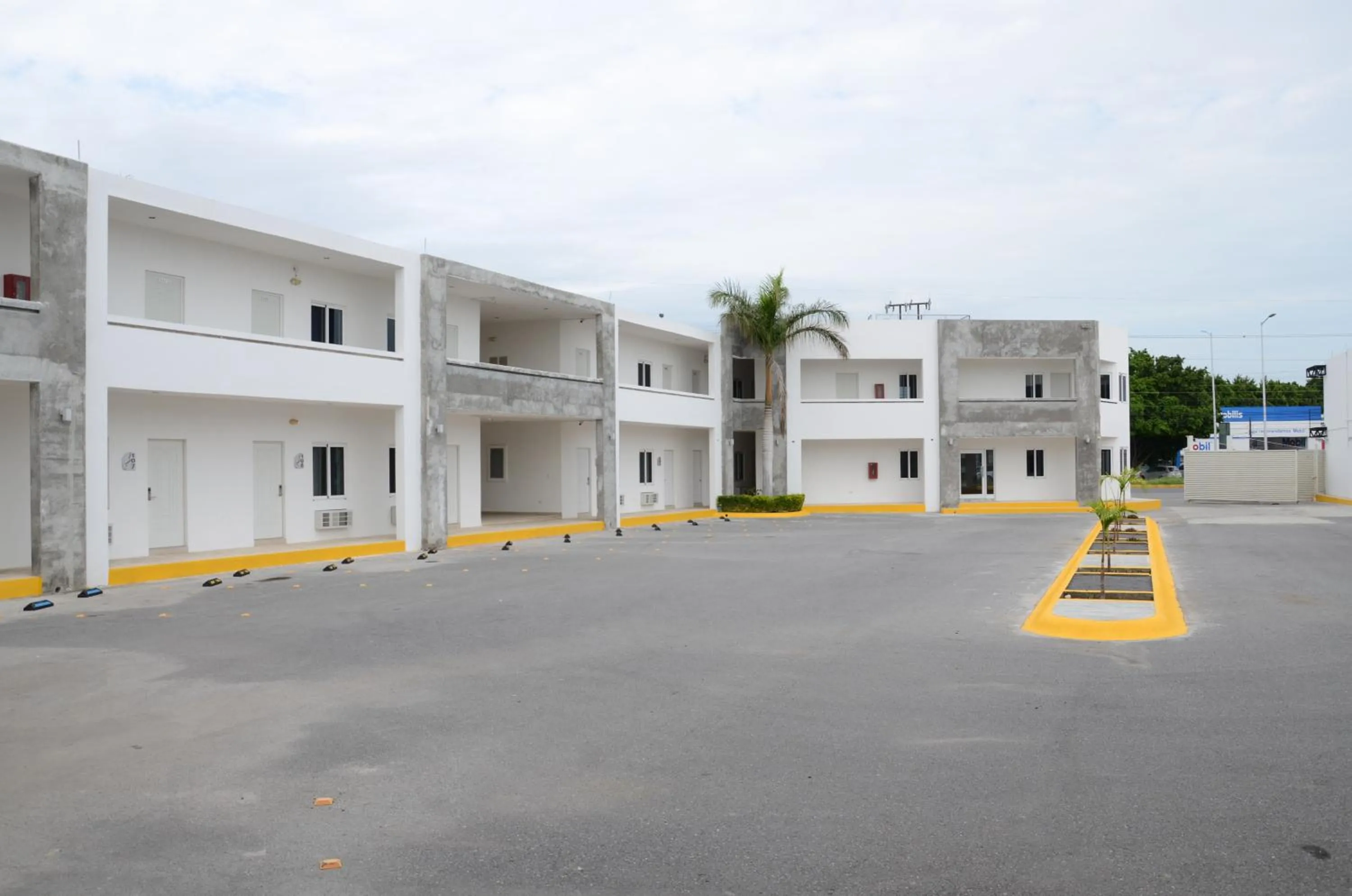 HOTEL MONARCA