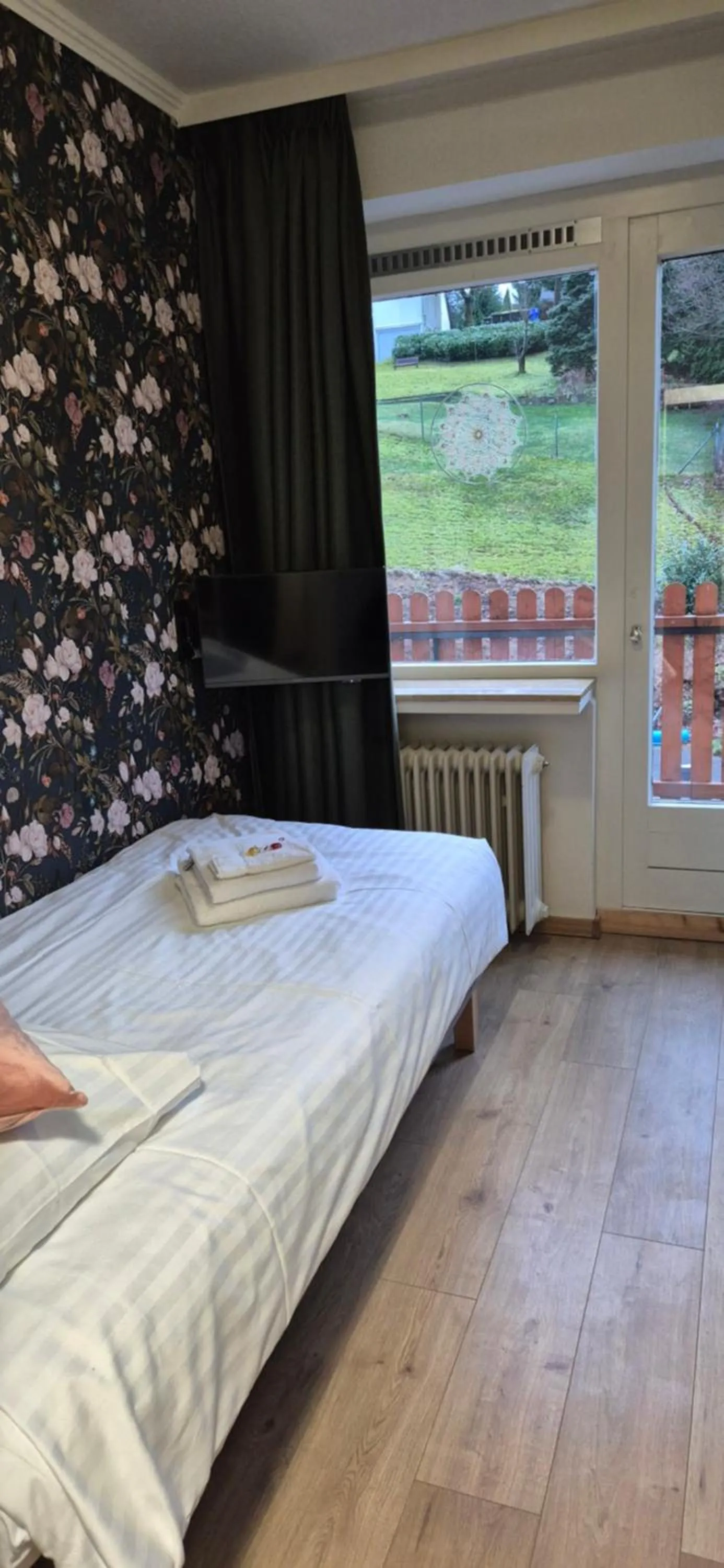 Bed in Orchidee Altenau