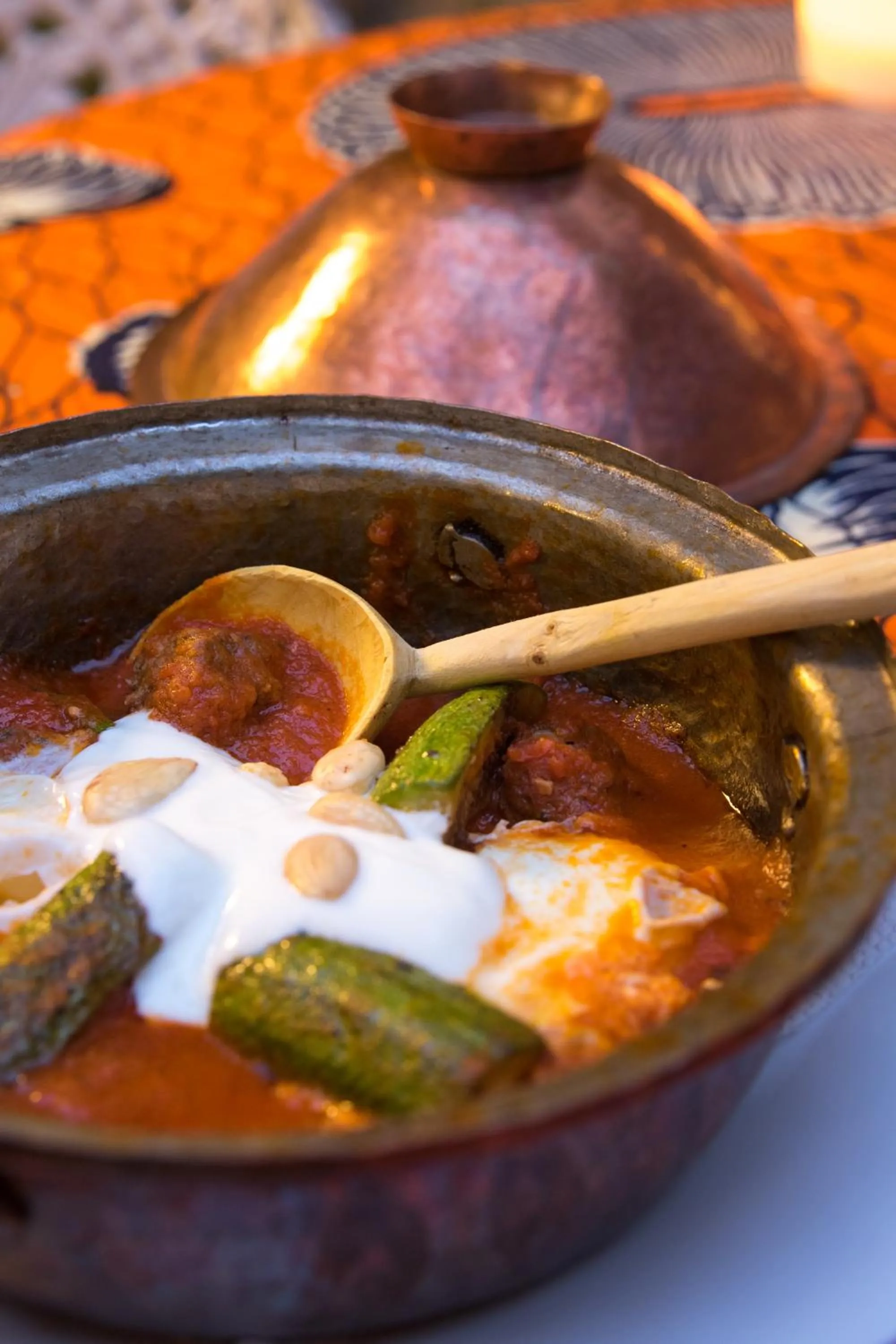 Restaurant/places to eat in Riad Idrissy