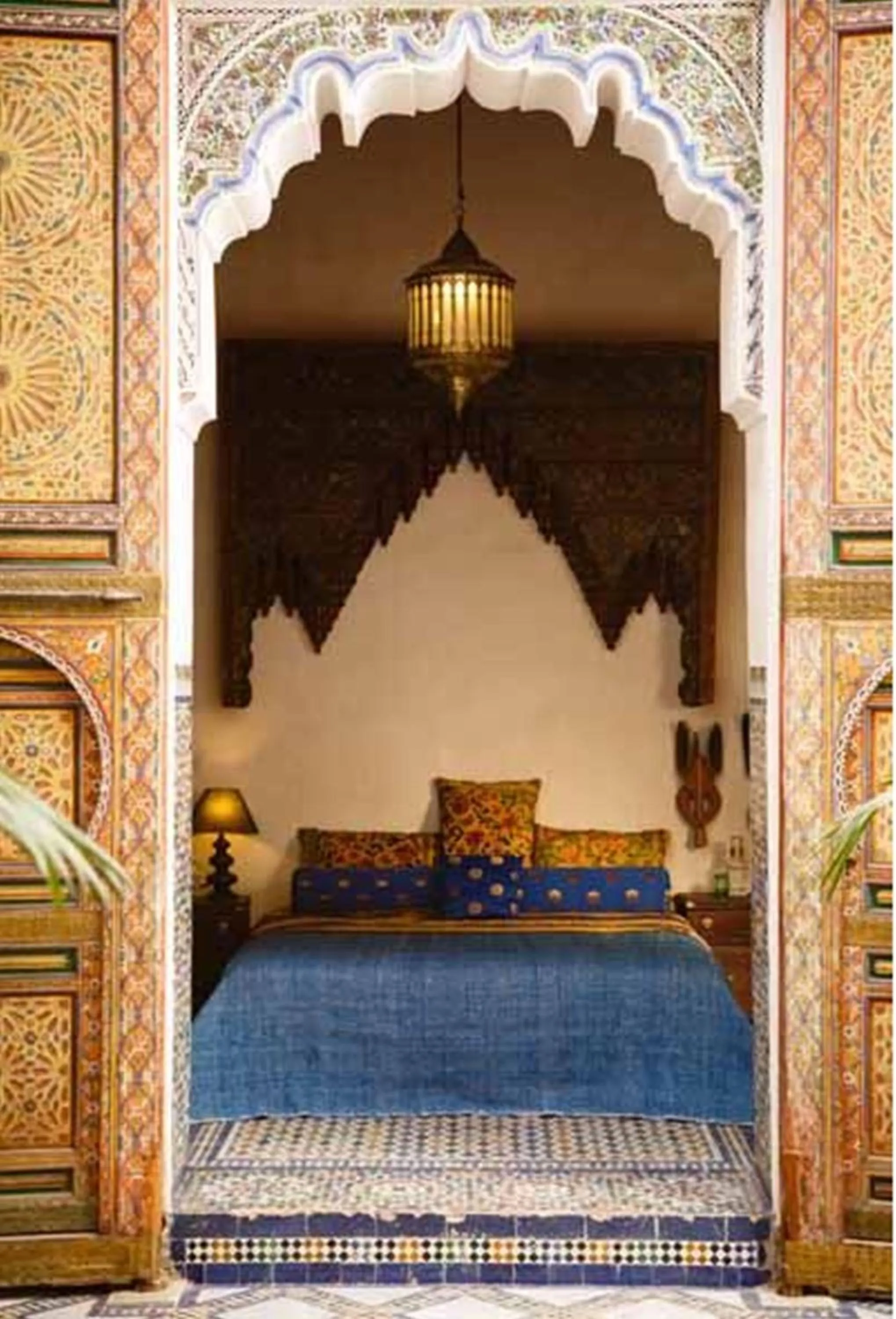 Decorative detail, Bed in Riad Idrissy