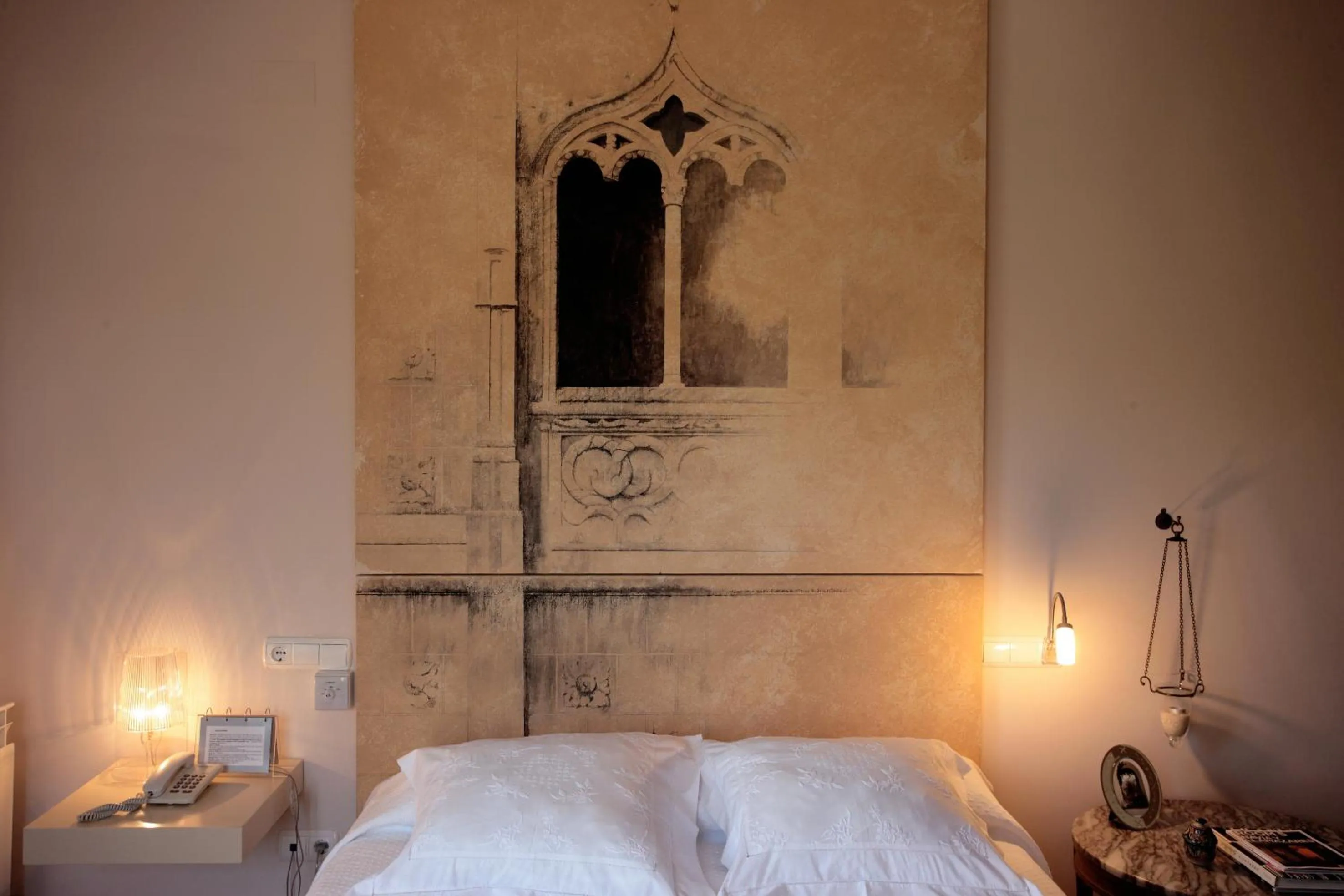 Decorative detail, Bed in La Almunia del Valle