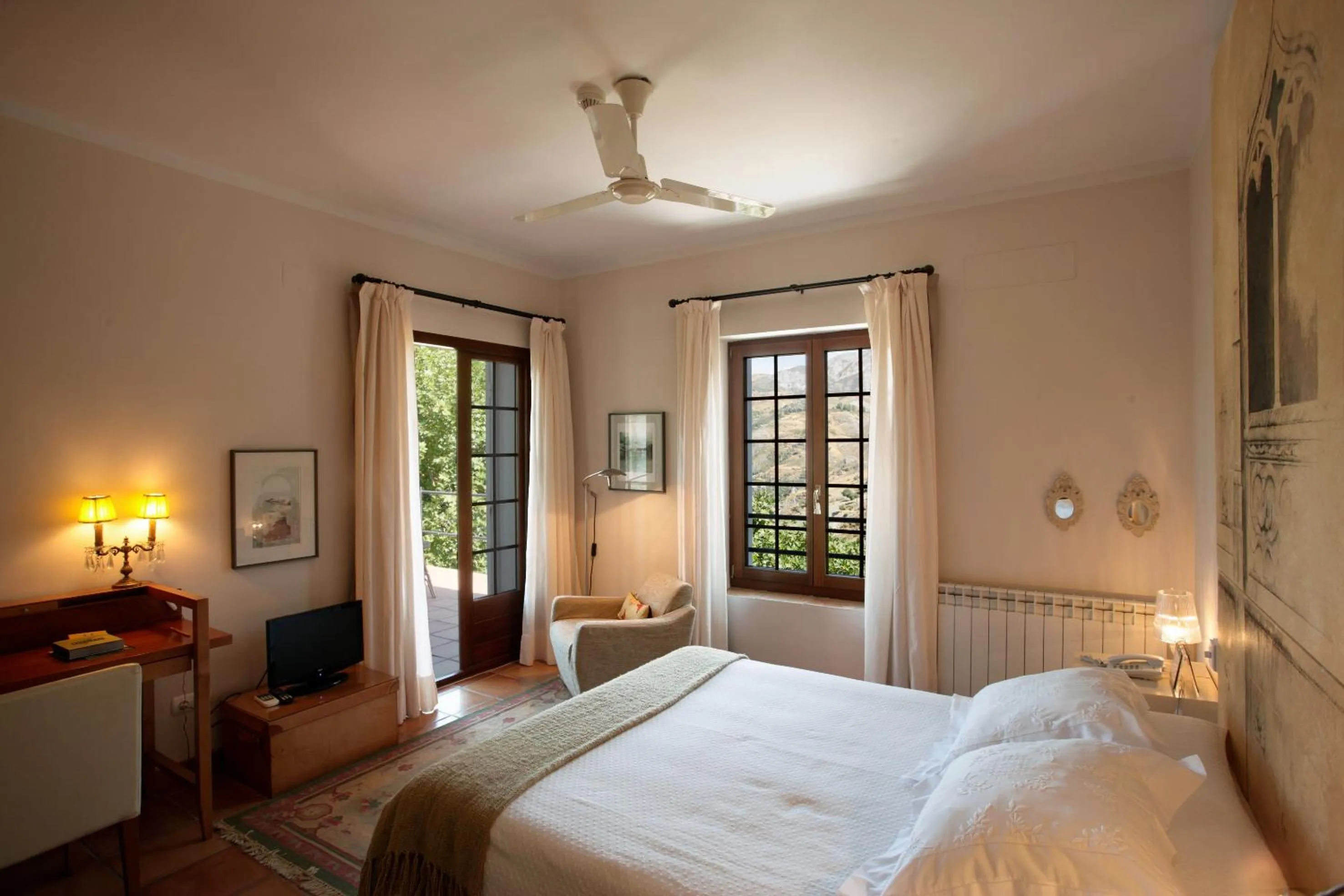 Decorative detail, Bed in La Almunia del Valle