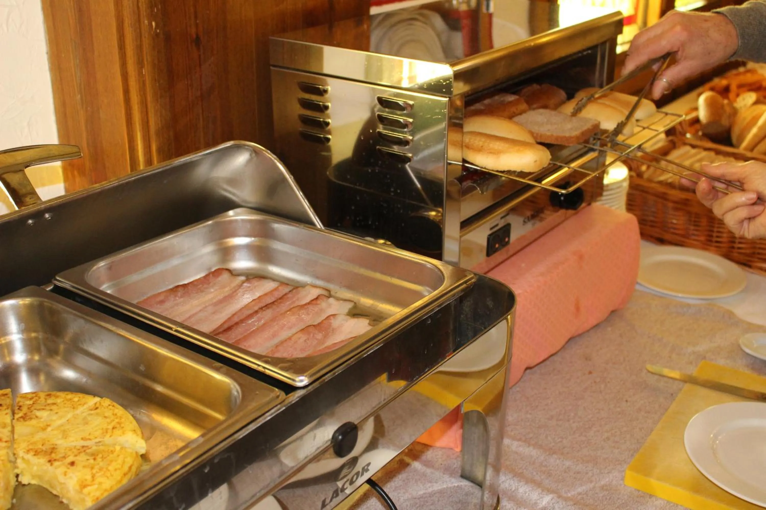 Buffet breakfast in Hotel Spa Tudanca Aranda