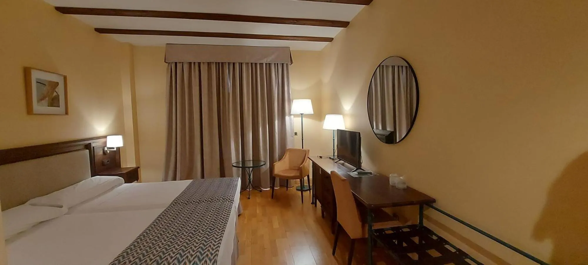 Bed in Hotel Spa Tudanca Aranda