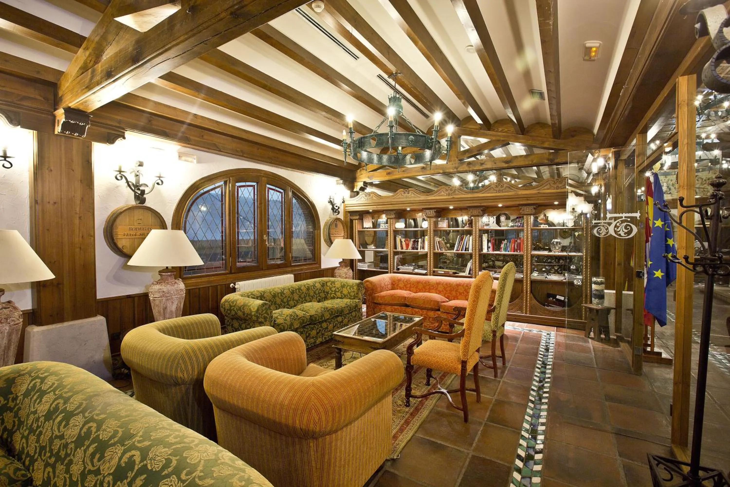 Lobby or reception in Hotel Spa Tudanca Aranda