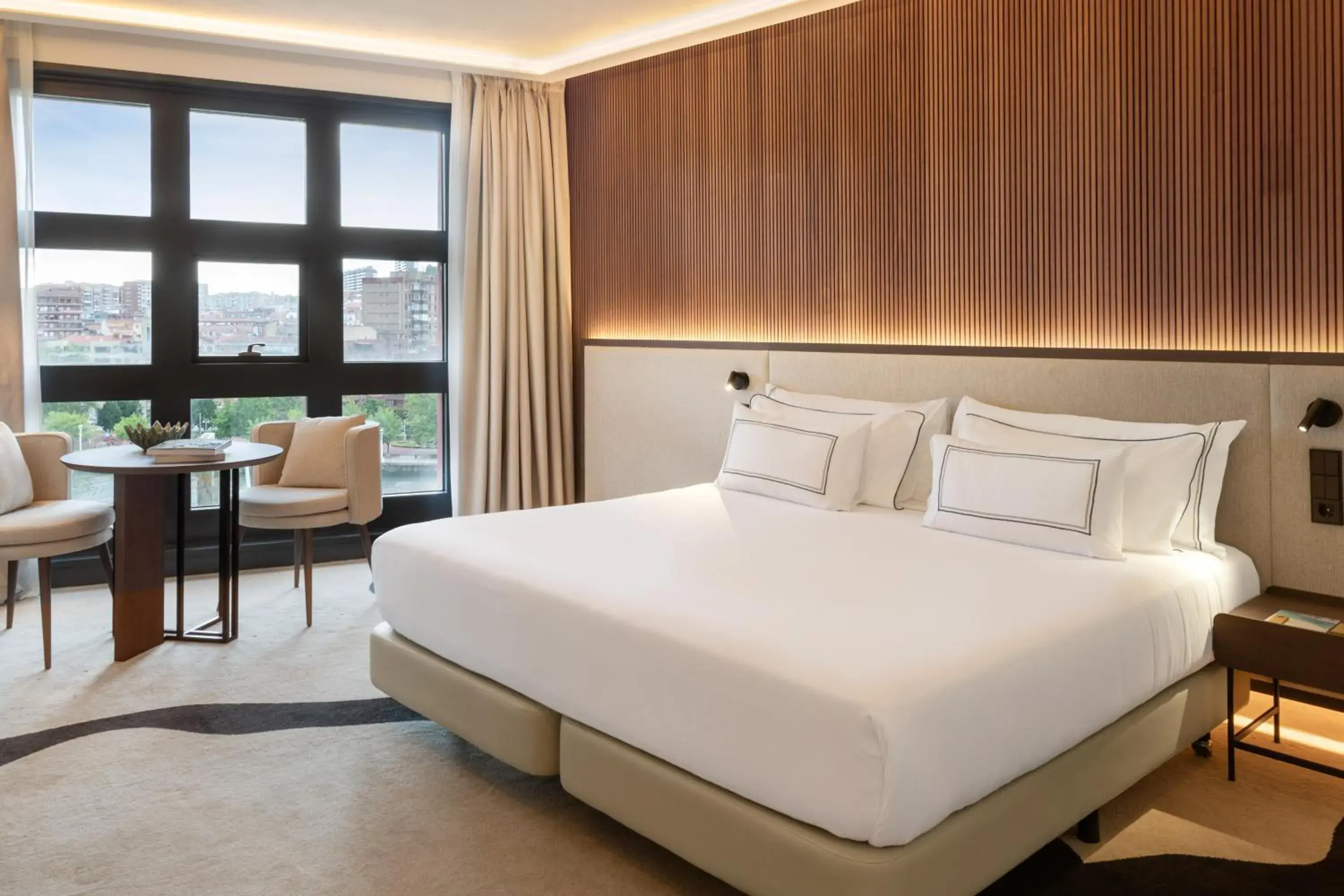 Bed in Hotel Meliá Bilbao Bed in Hotel Meliá Bilbao