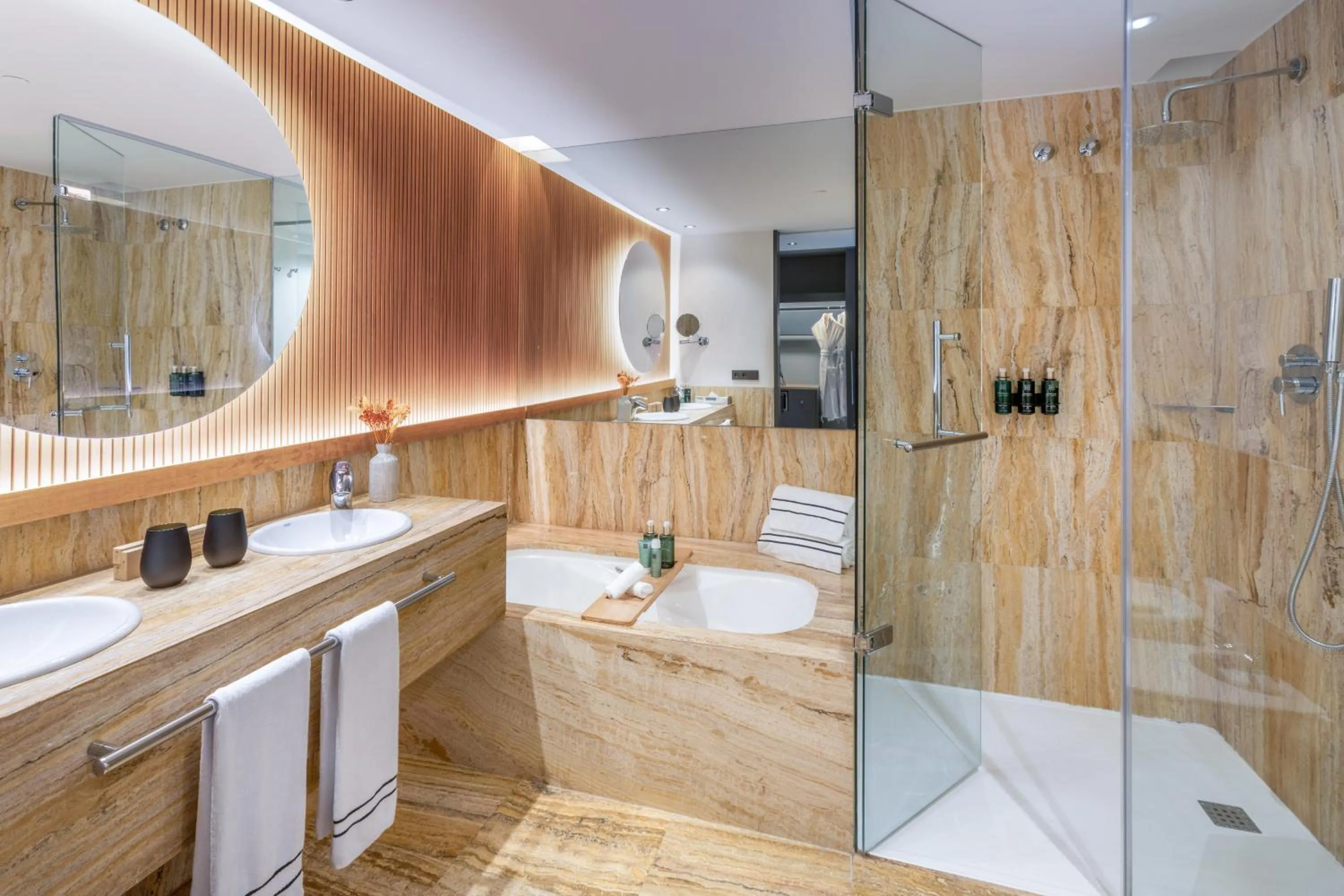 Bathroom in Hotel Meliá Bilbao