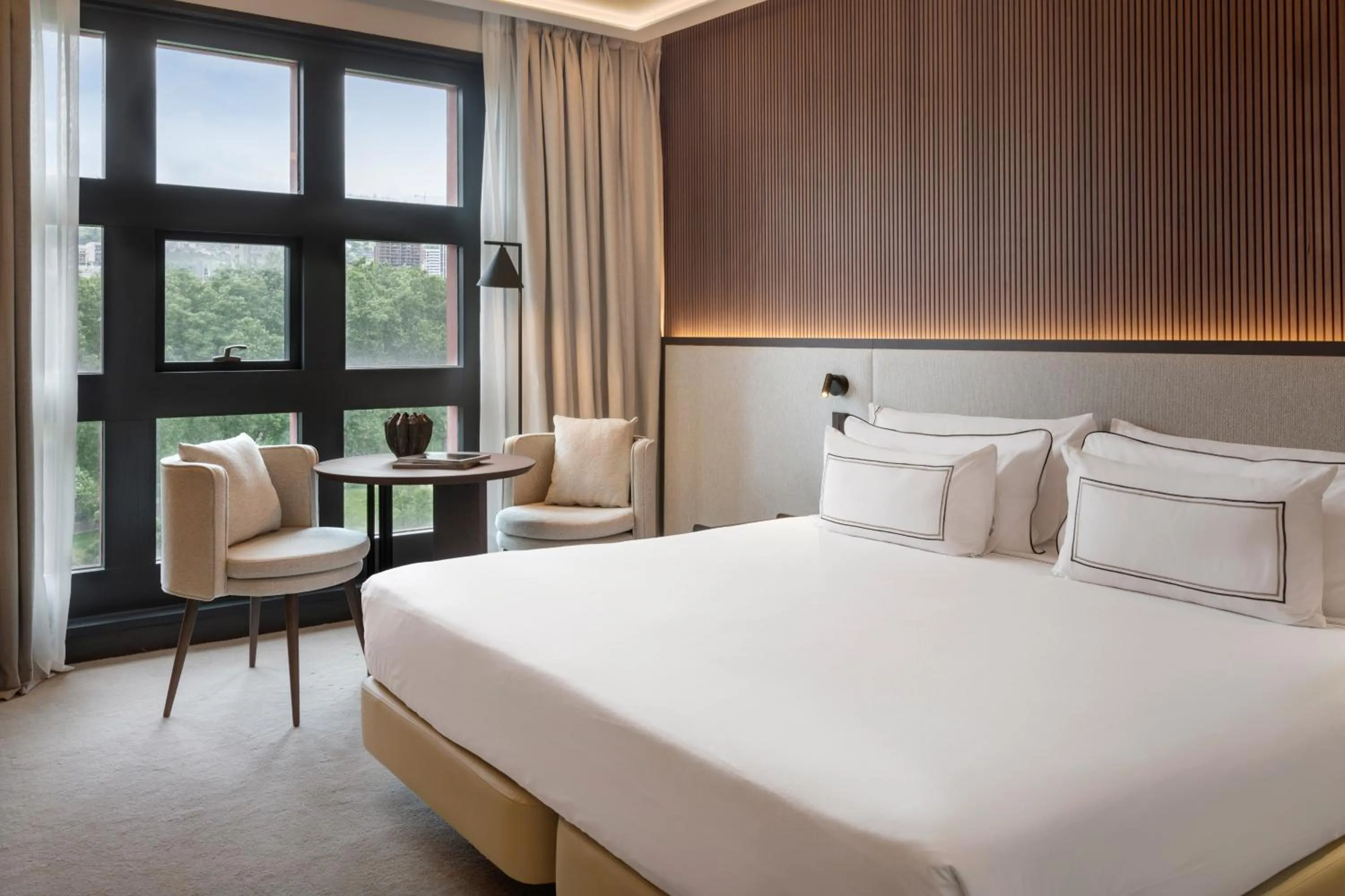 Bed in Hotel Meliá Bilbao