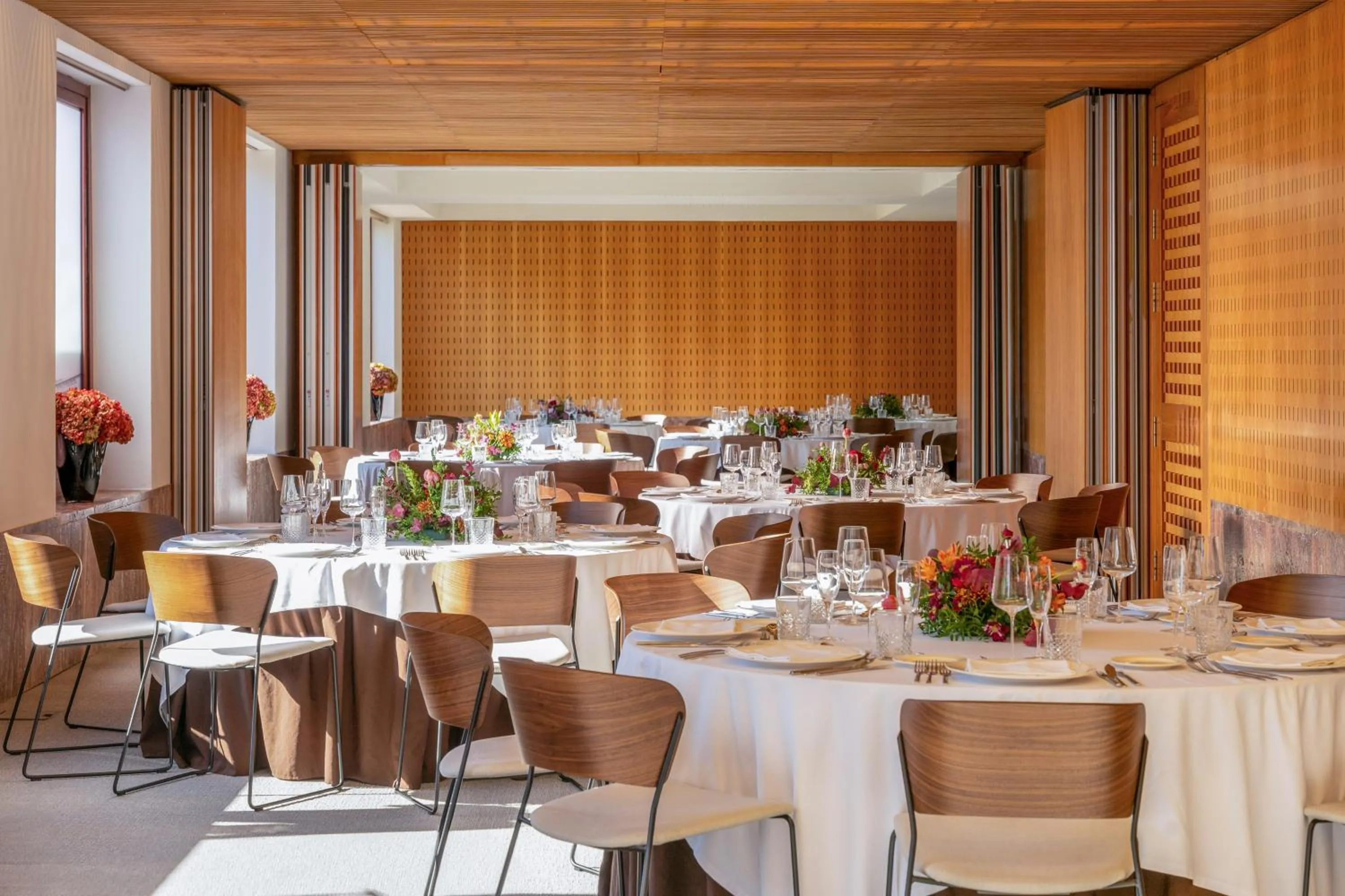 Restaurant/places to eat in Hotel Meliá Bilbao