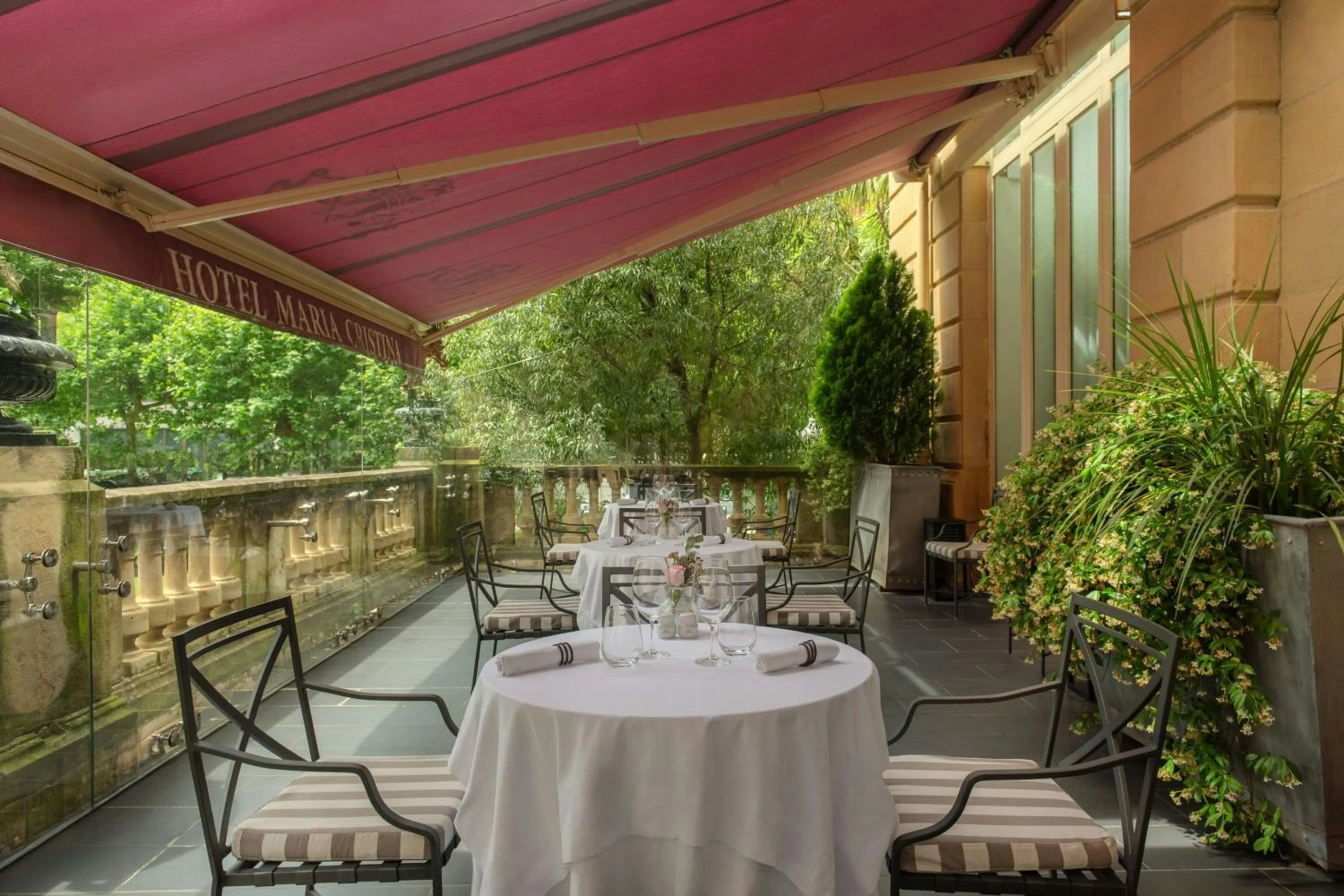 Restaurant/places to eat in Hotel Maria Cristina, a Luxury Collection Hotel, San Sebastian