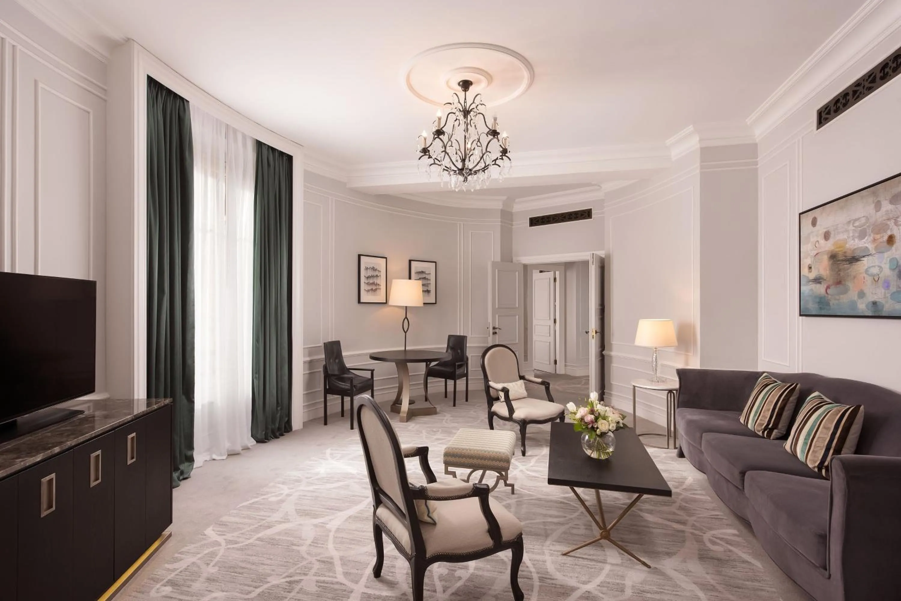 Living room in Hotel Maria Cristina, a Luxury Collection Hotel, San Sebastian