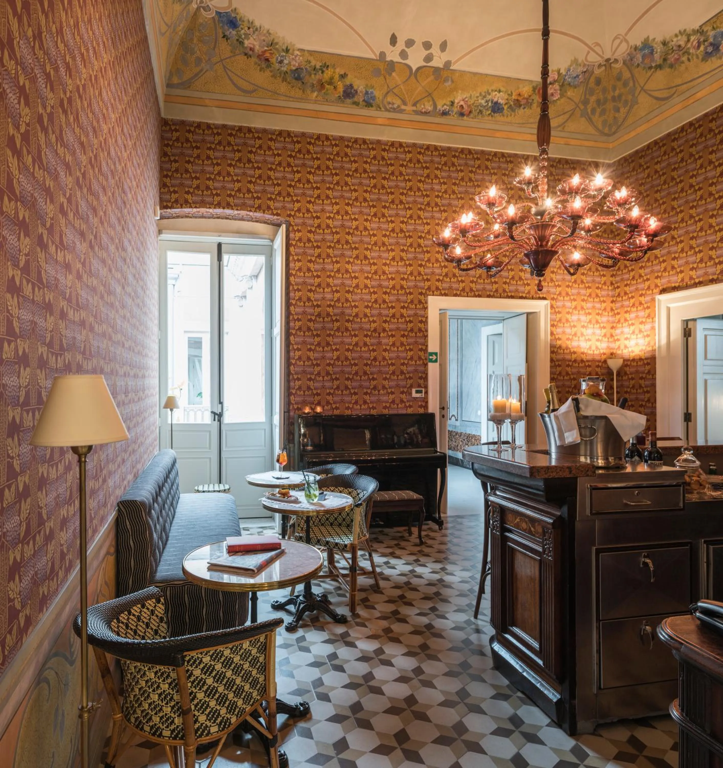 Lounge or bar in Palazzo Margherita
