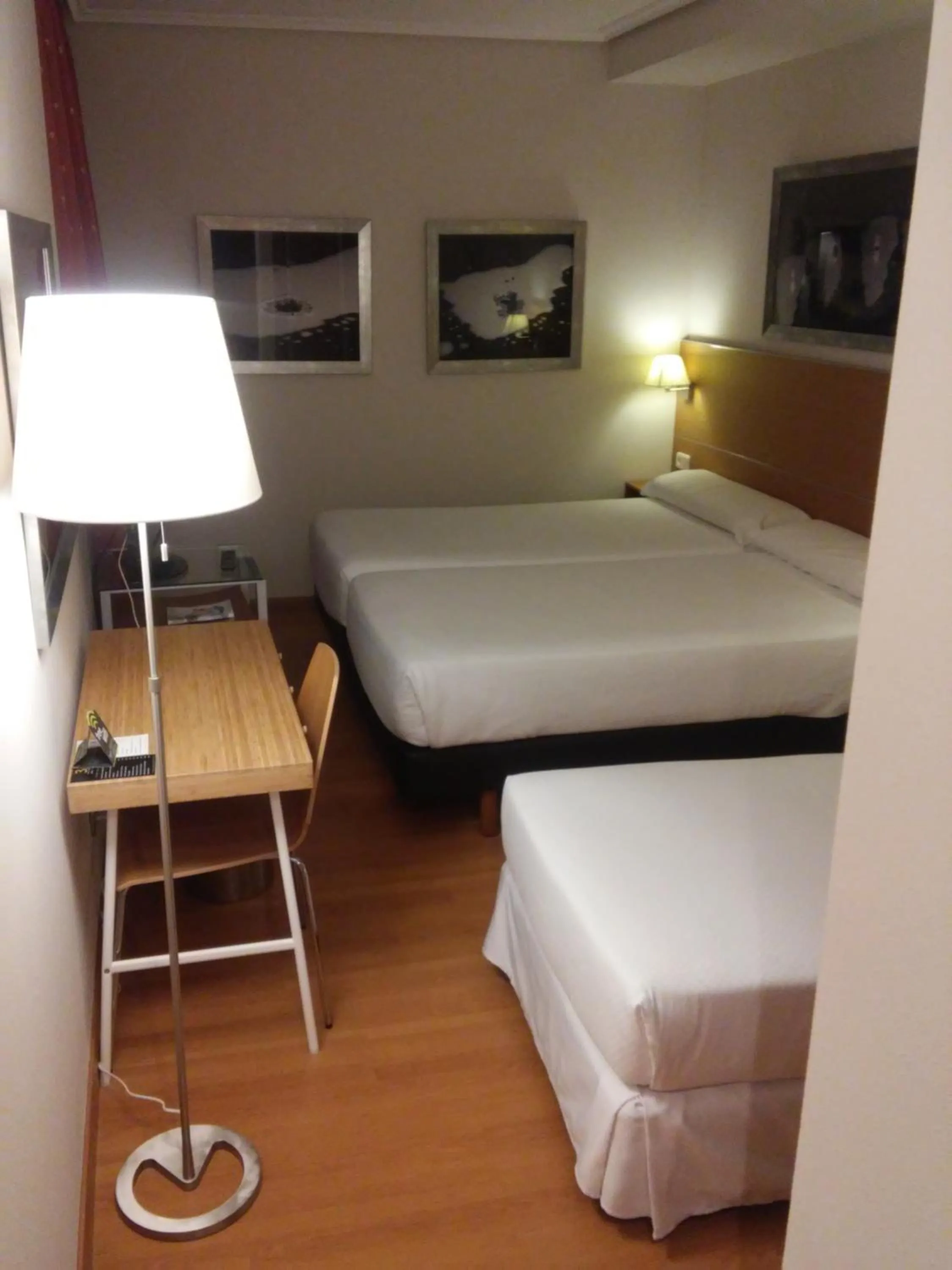 Bedroom, Bed in Hotel Sercotel Tres Luces