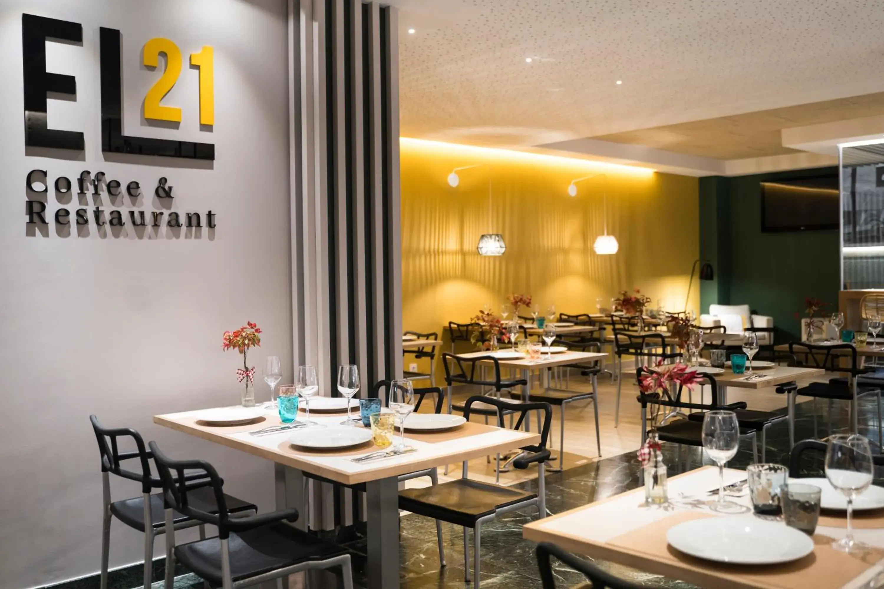 Restaurant/places to eat in Hotel Sercotel Tres Luces Restaurant/places to eat in Hotel Sercotel Tres Luces