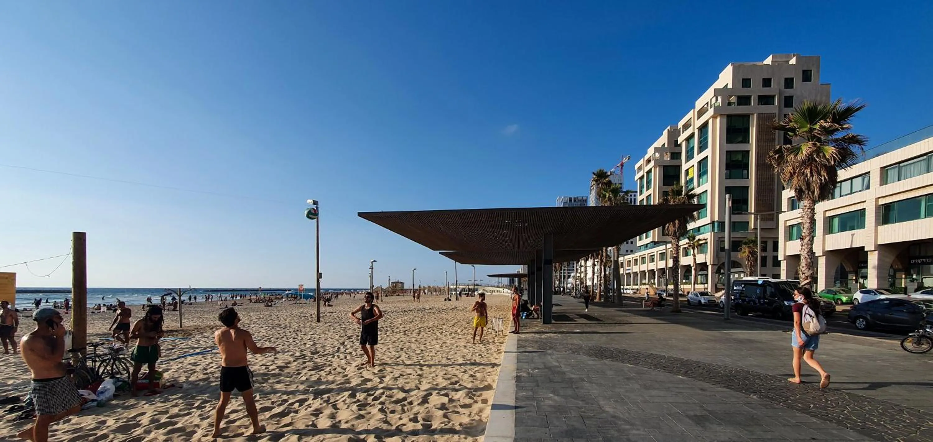 Day in BnBIsrael apartments - Rupin Nacre