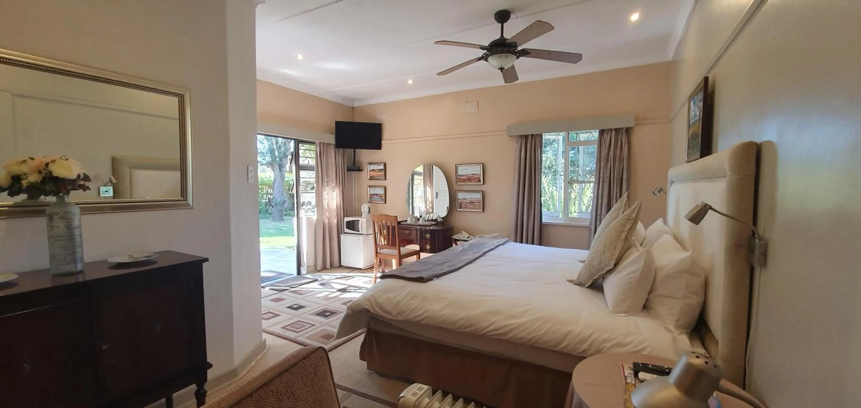 Twin Room in Chez Nous Bed and Breakfast & Self Catering