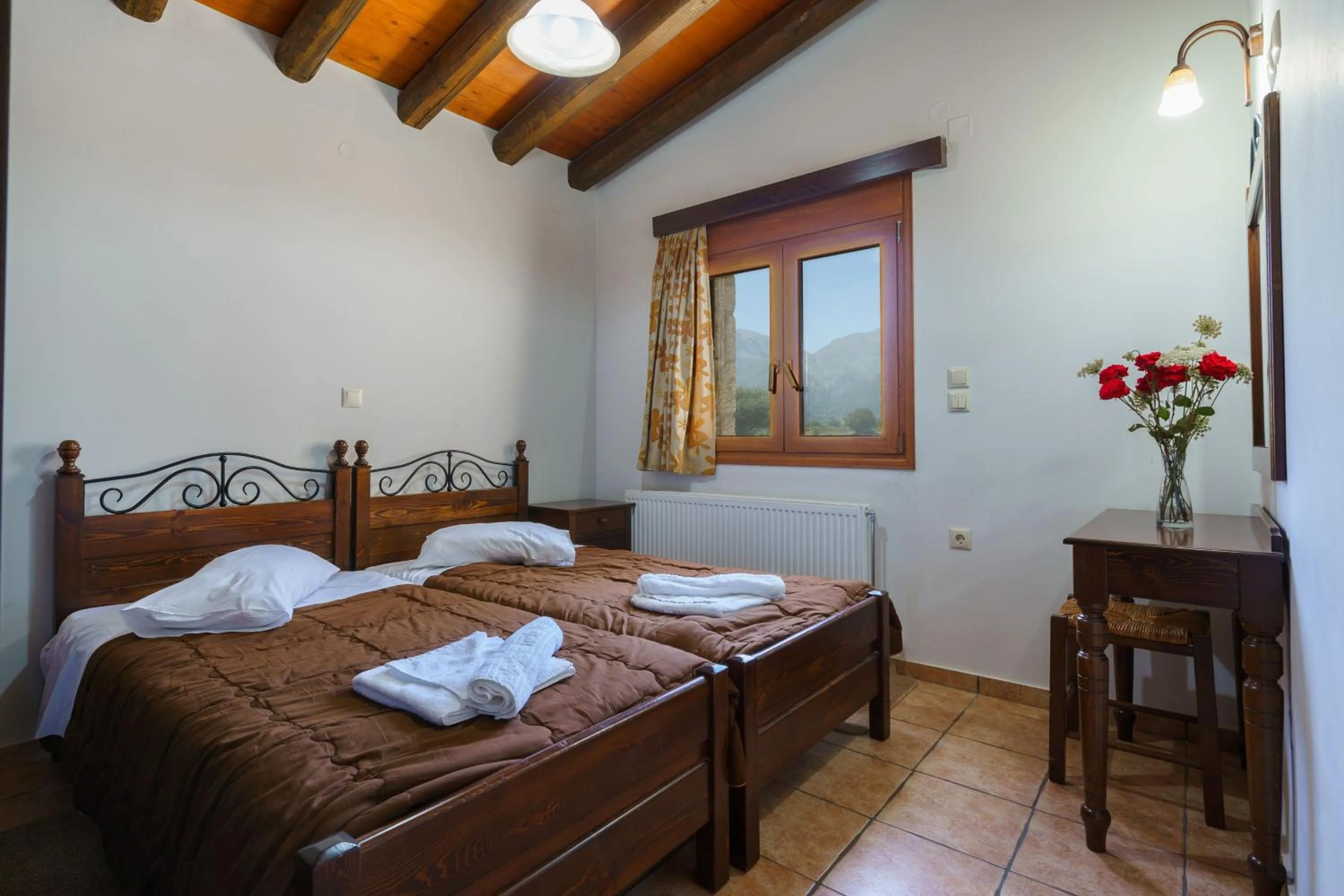 Bed in Omalos Village