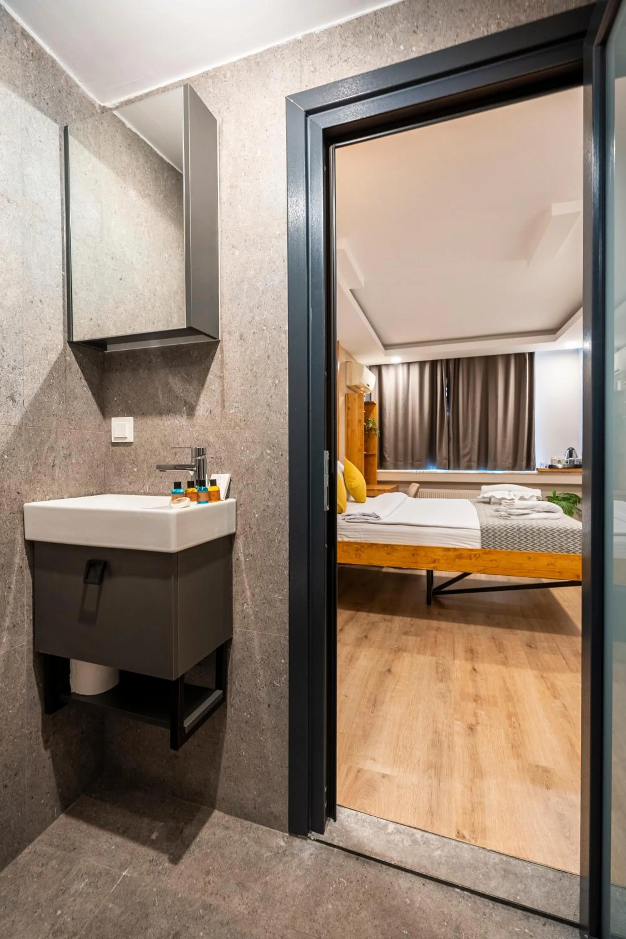 Bathroom, Bed in Sayeban Gold Hotel