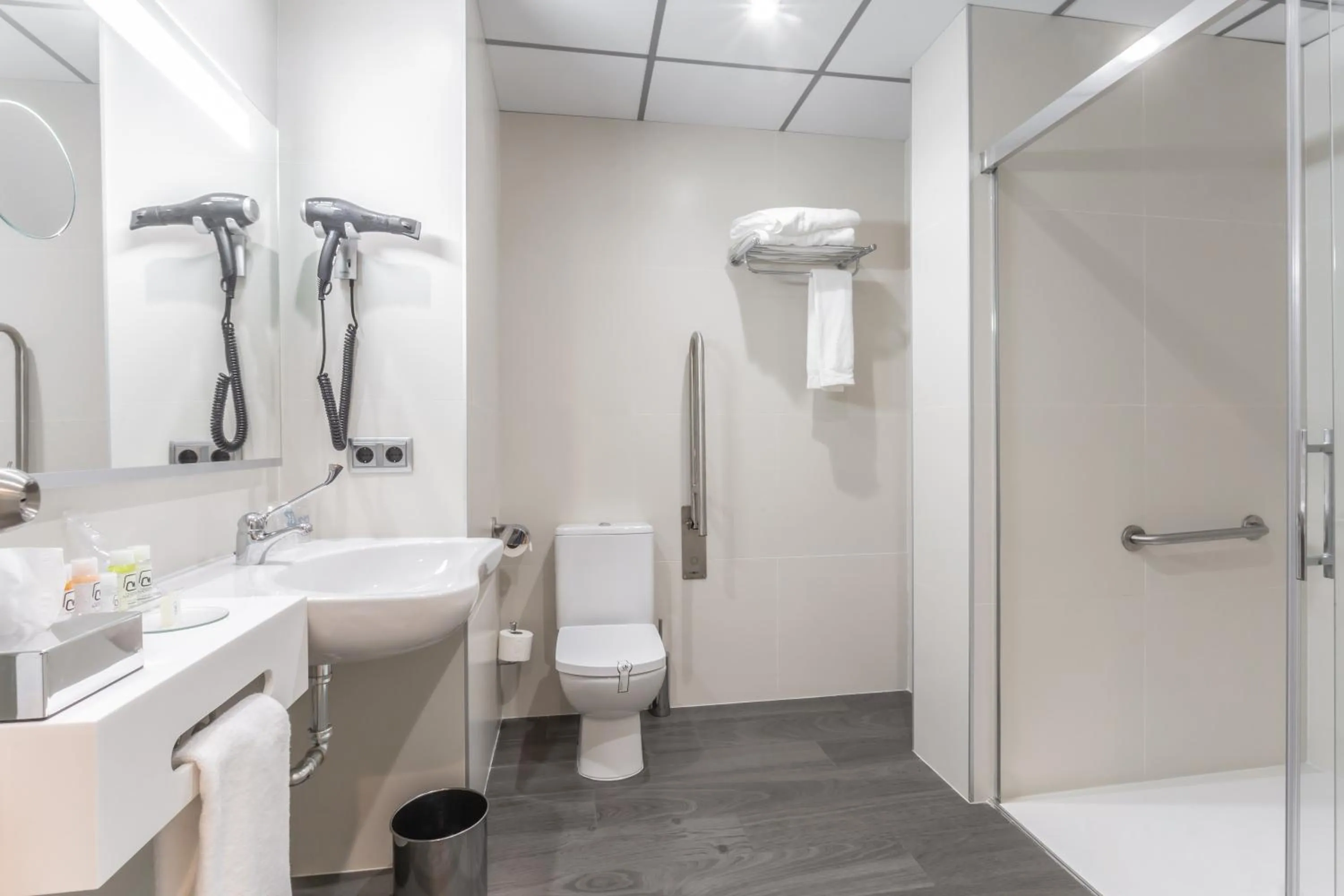 Toilet in Monte Carmelo