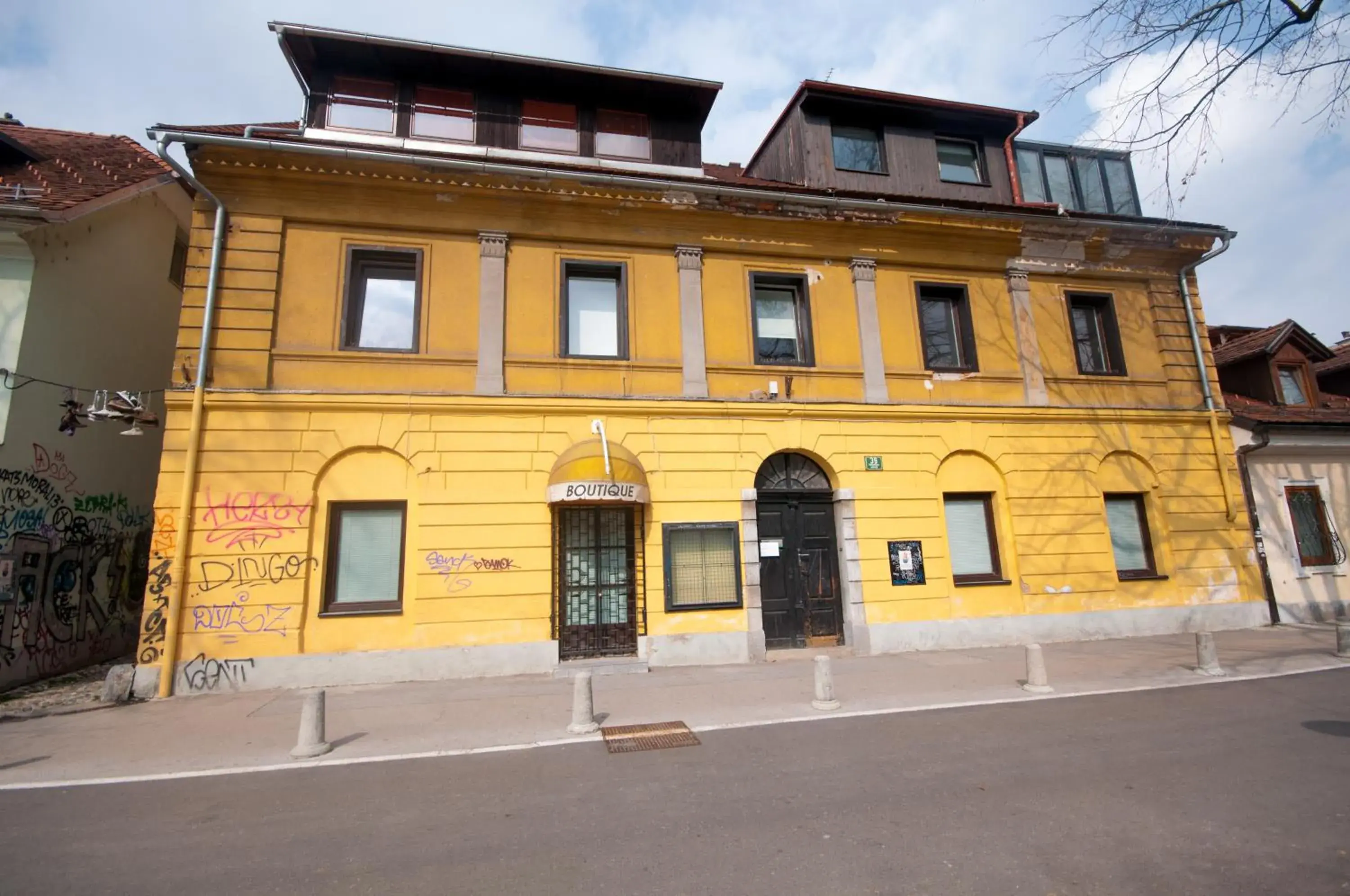 Facade/entrance in Rooms Ambrožič Facade/entrance in Rooms Ambrožič