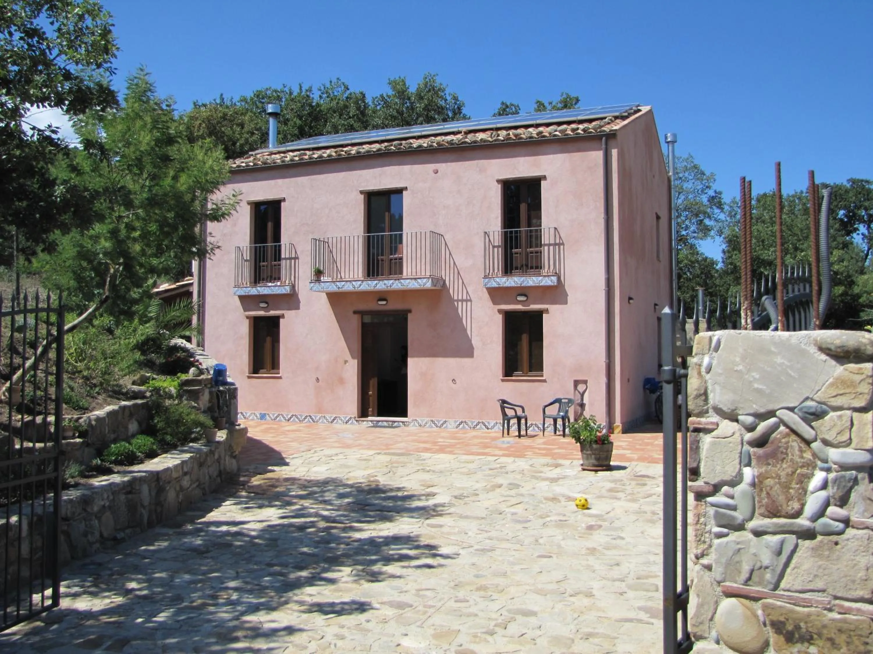Facade/entrance in Agriturismo San Pietro